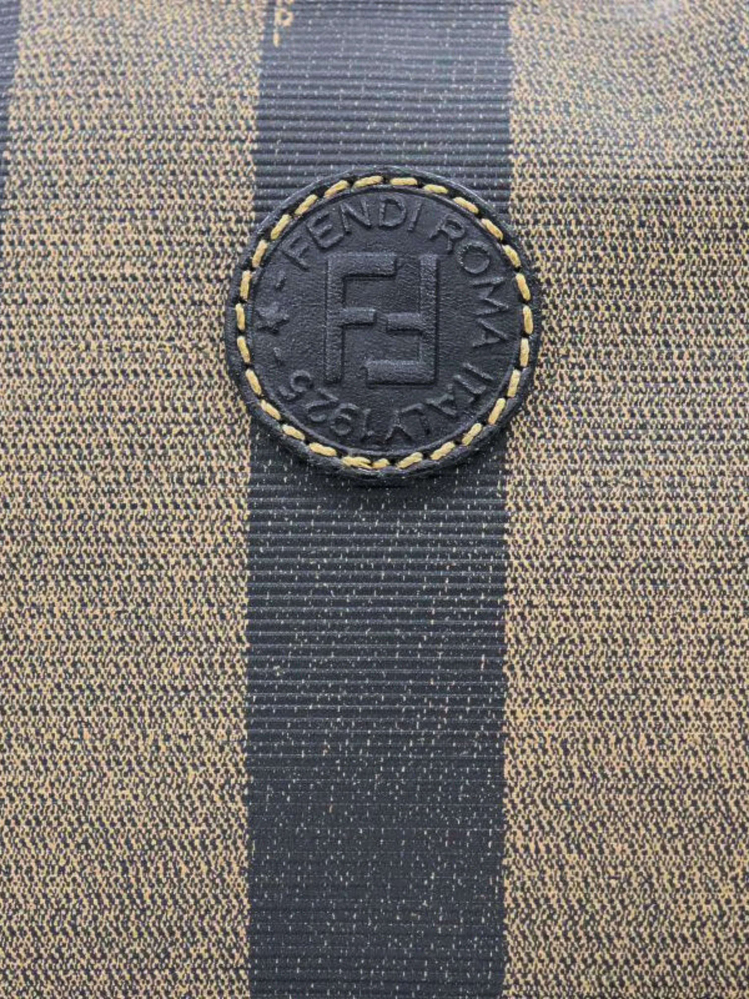 Fendi 1990s Khaki Black Pequin PVC Shoulder Bag - Image 7