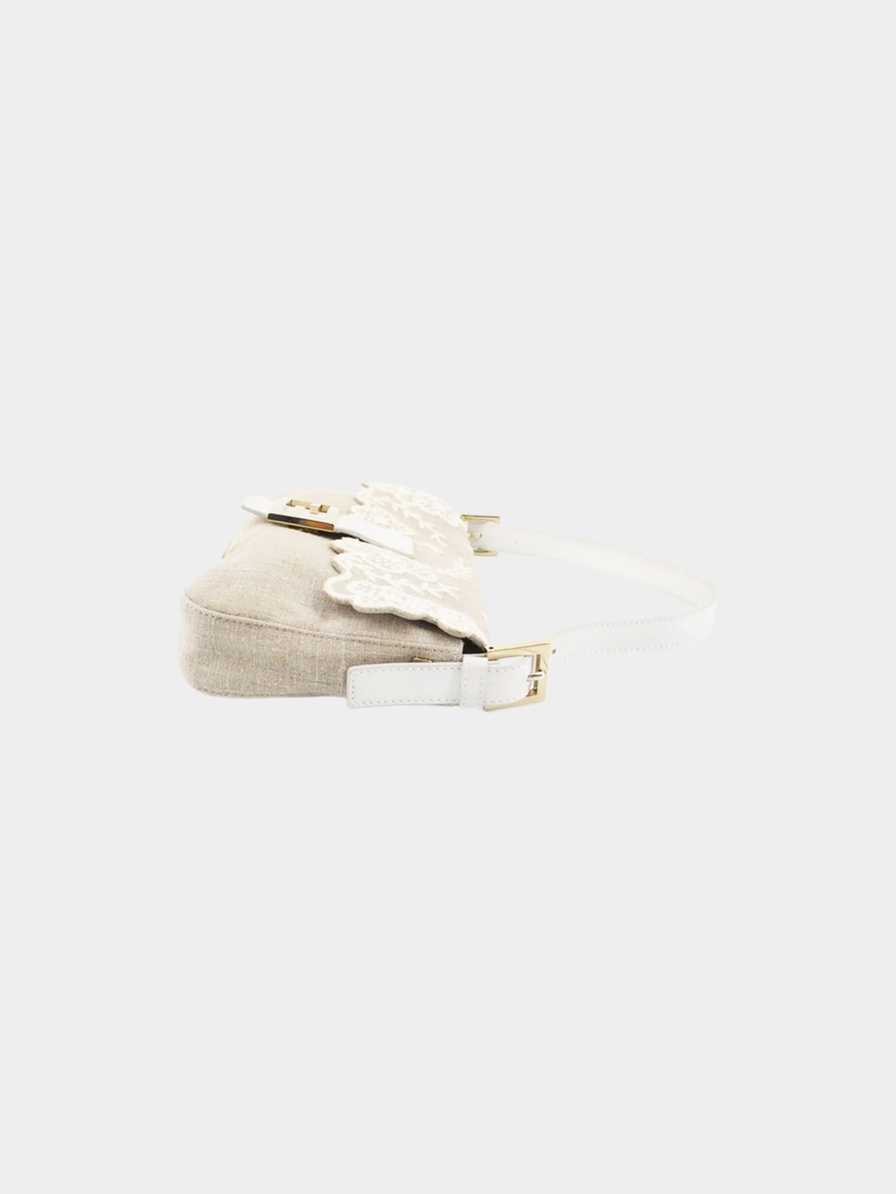 Fendi 2000s Beige and White Floral Embroidered Linen Baguette - Image 3