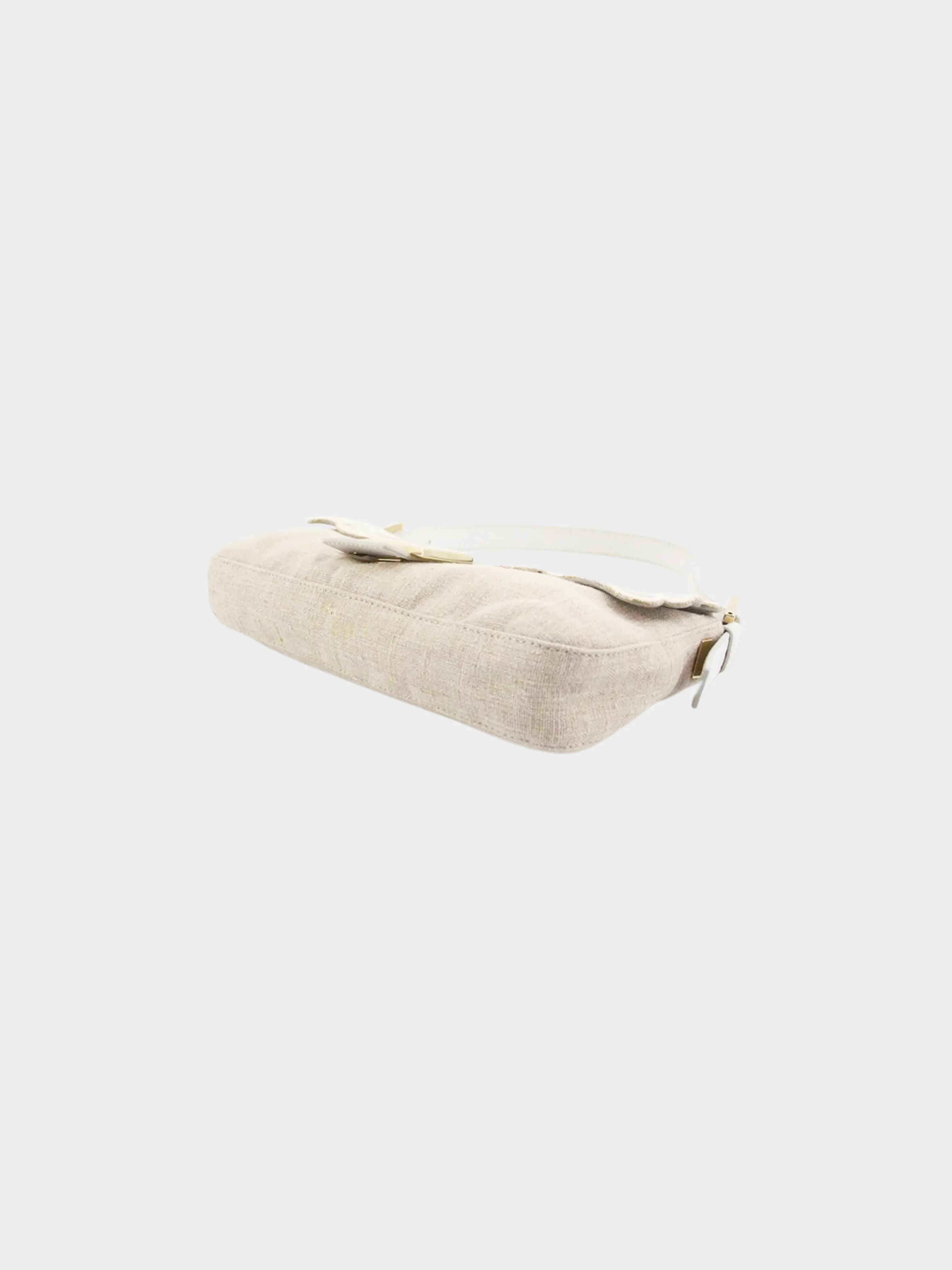 Fendi 2000s Beige and White Floral Embroidered Linen Baguette - Image 4
