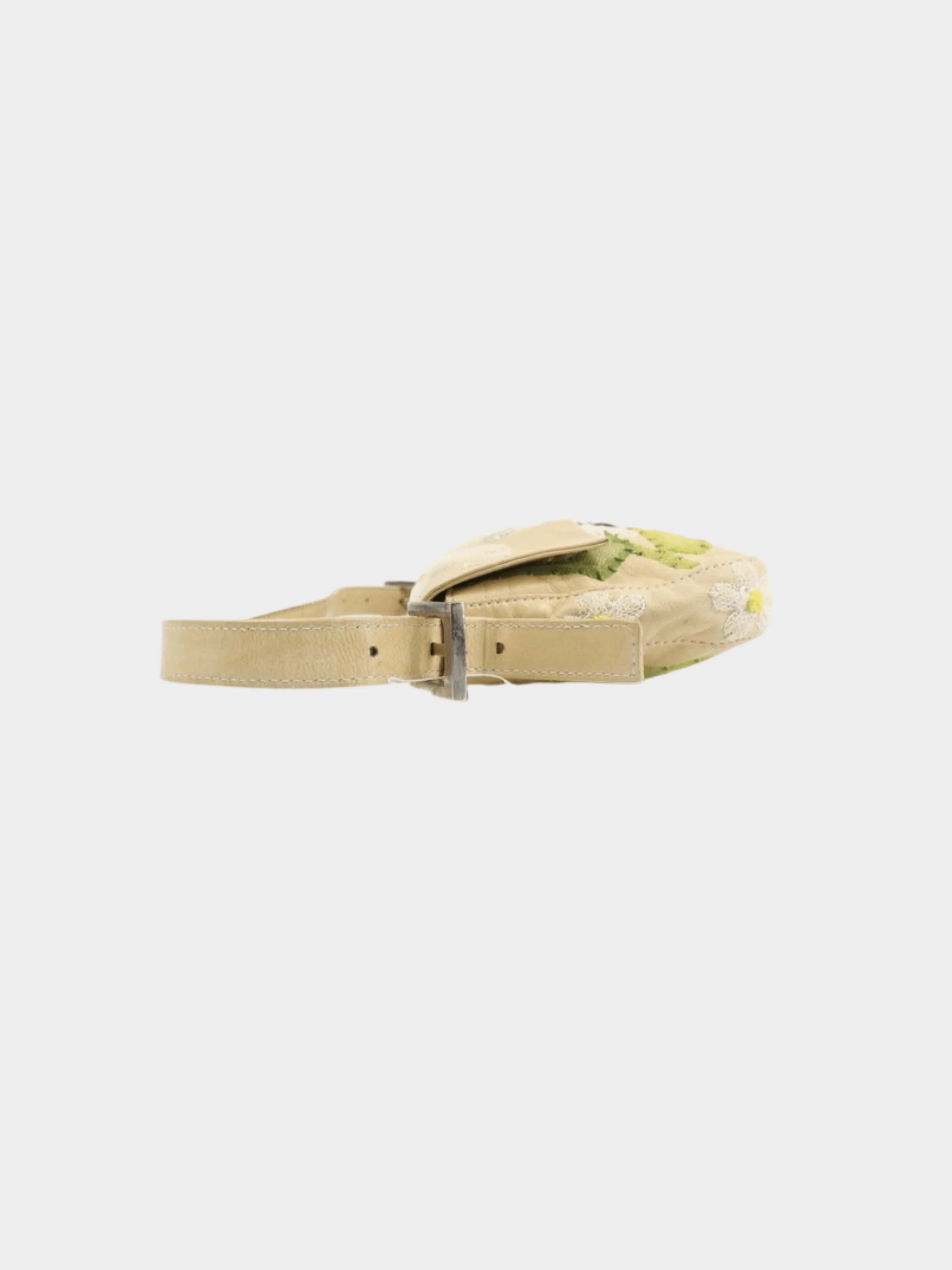 Fendi 2000s Beige Leather Daisy Baguette - Image 4