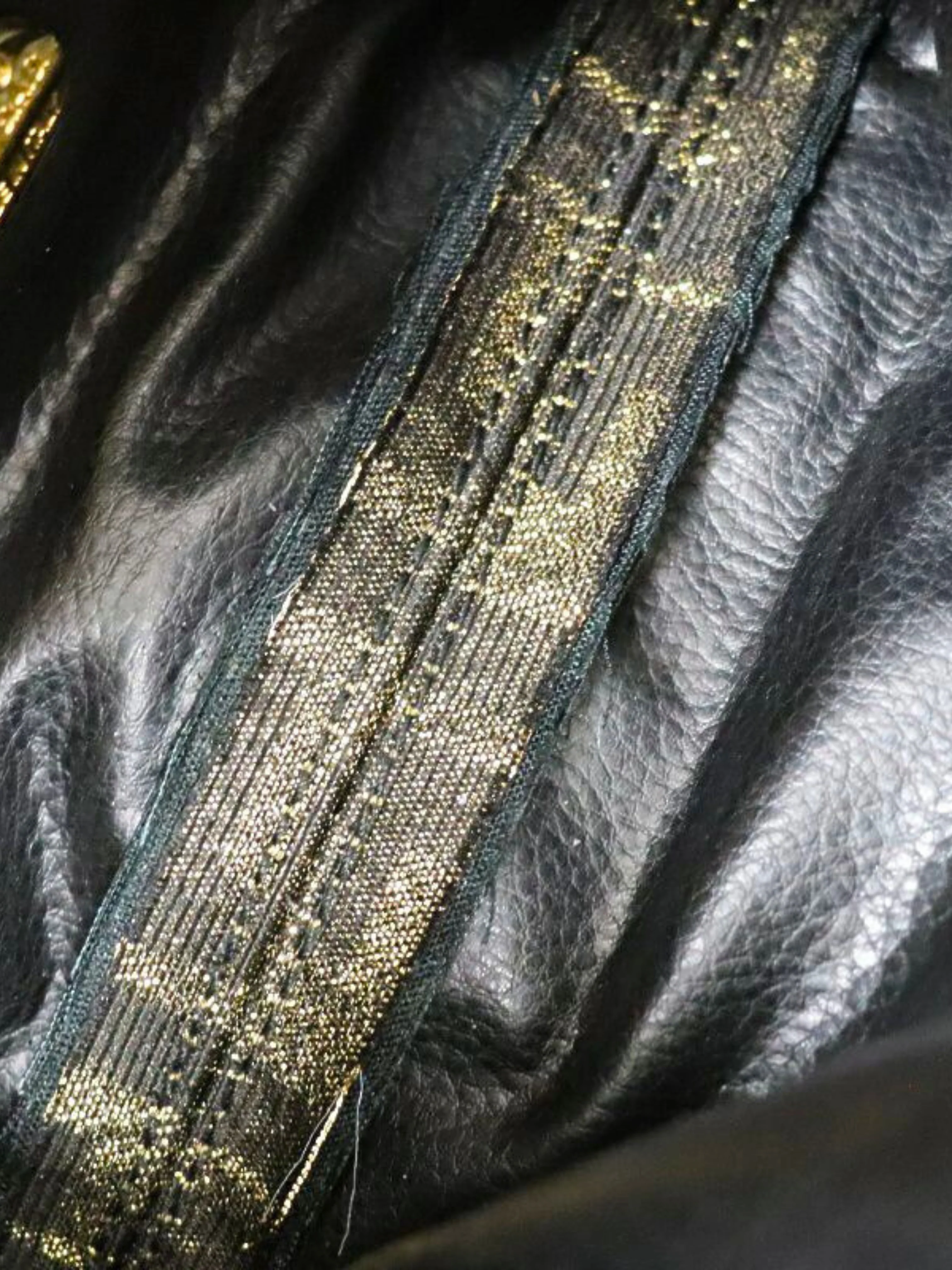 Fendi 2000s Gold Black Zucca Chain Shoulder Bag - Image 8