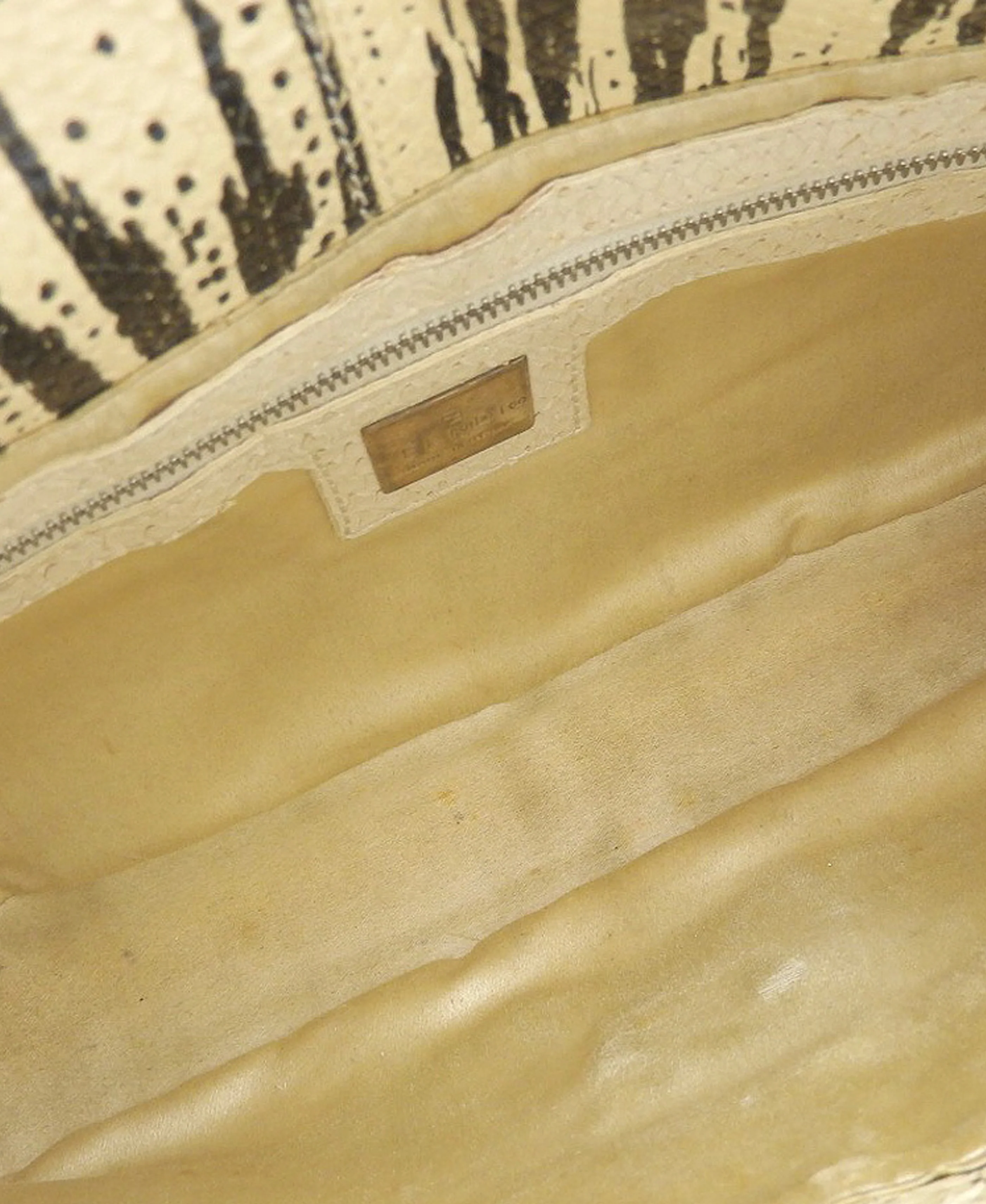 Fendi 2000s Python Leather Beige Striped Baguette - Image 4