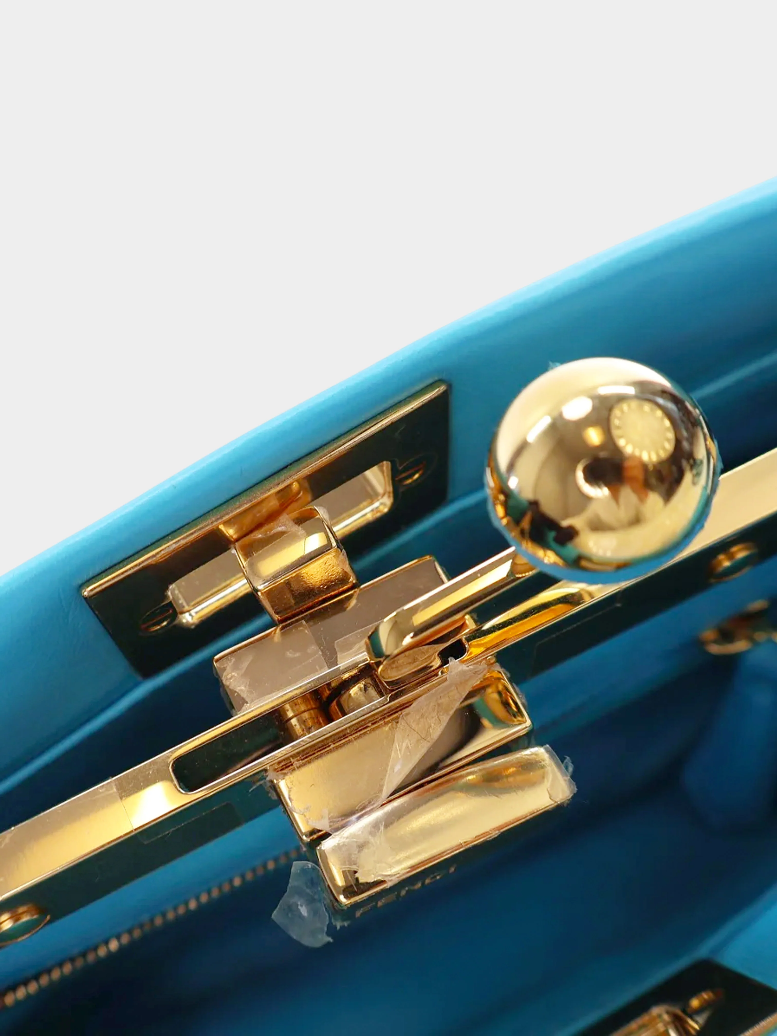 Fendi 2020s Blue Nappa Leather Peekaboo Click Clutch - Image 4