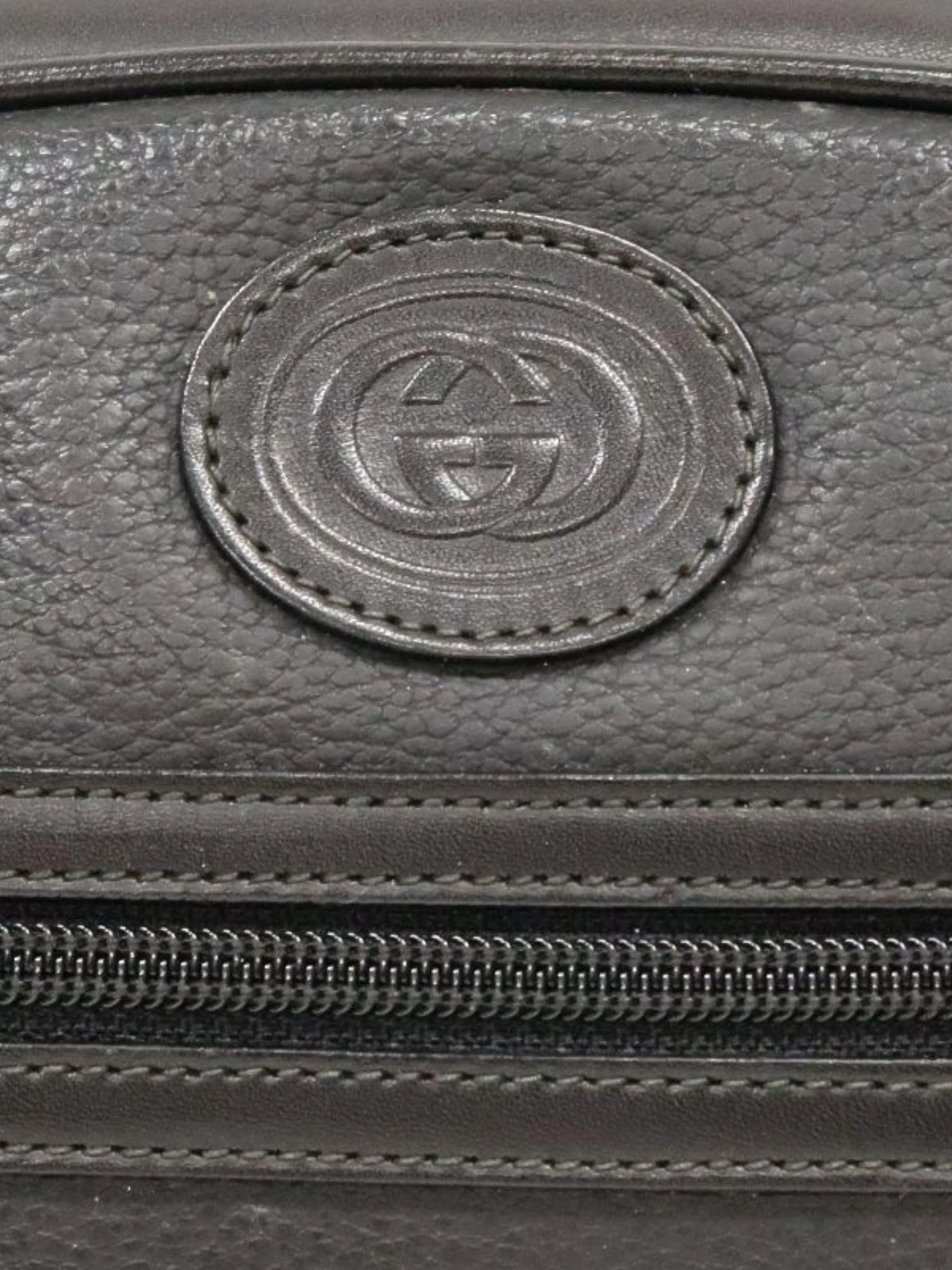 Gucci 1990s Black Interlocking Leather Shoulder Bag - Image 6