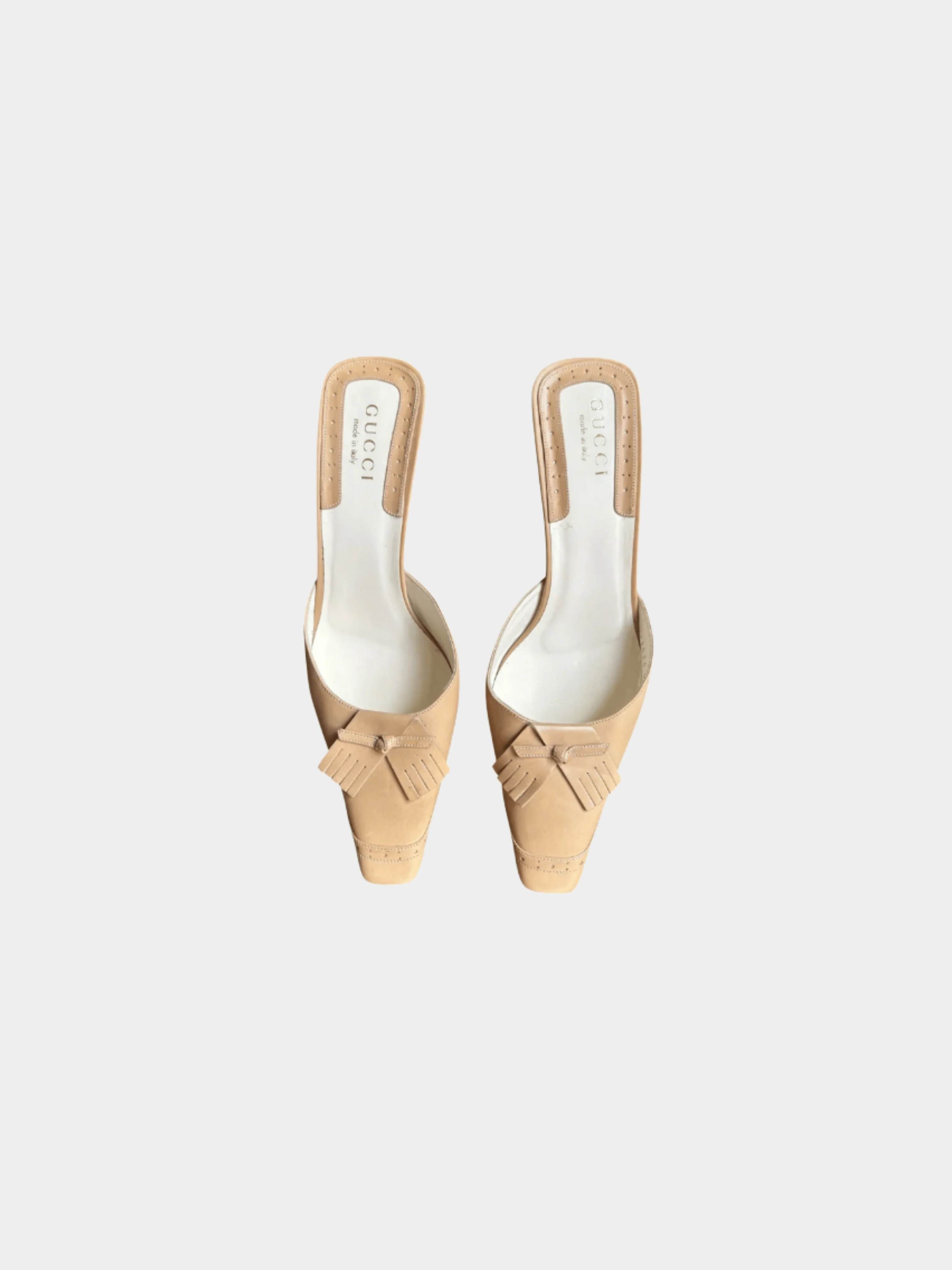 Gucci 2000s Beige Kitten Mule - Image 2