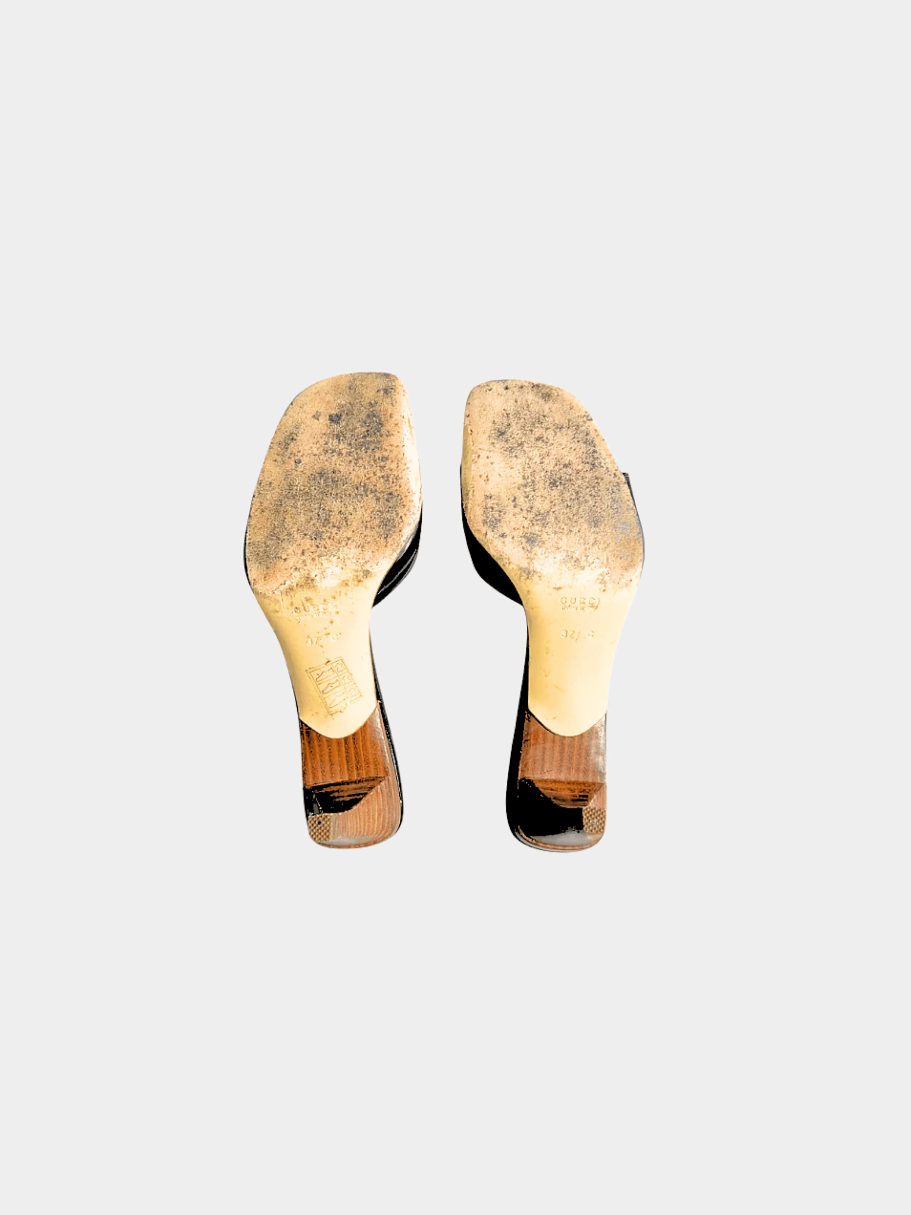 Gucci 2000s Black Leather Mules - Image 4