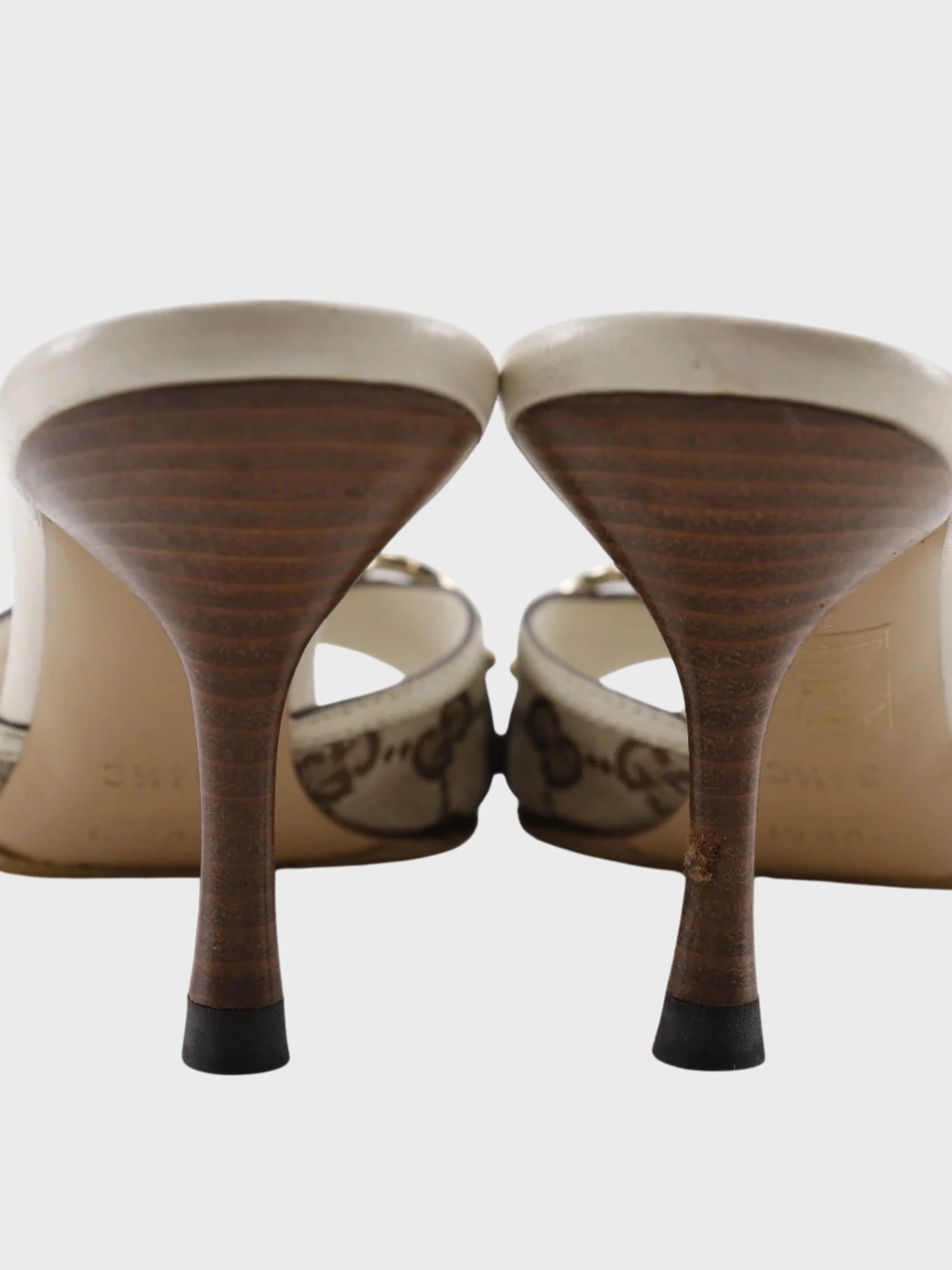 Gucci 2000s White GG Canvas Bamboo Bit Mules - Image 3