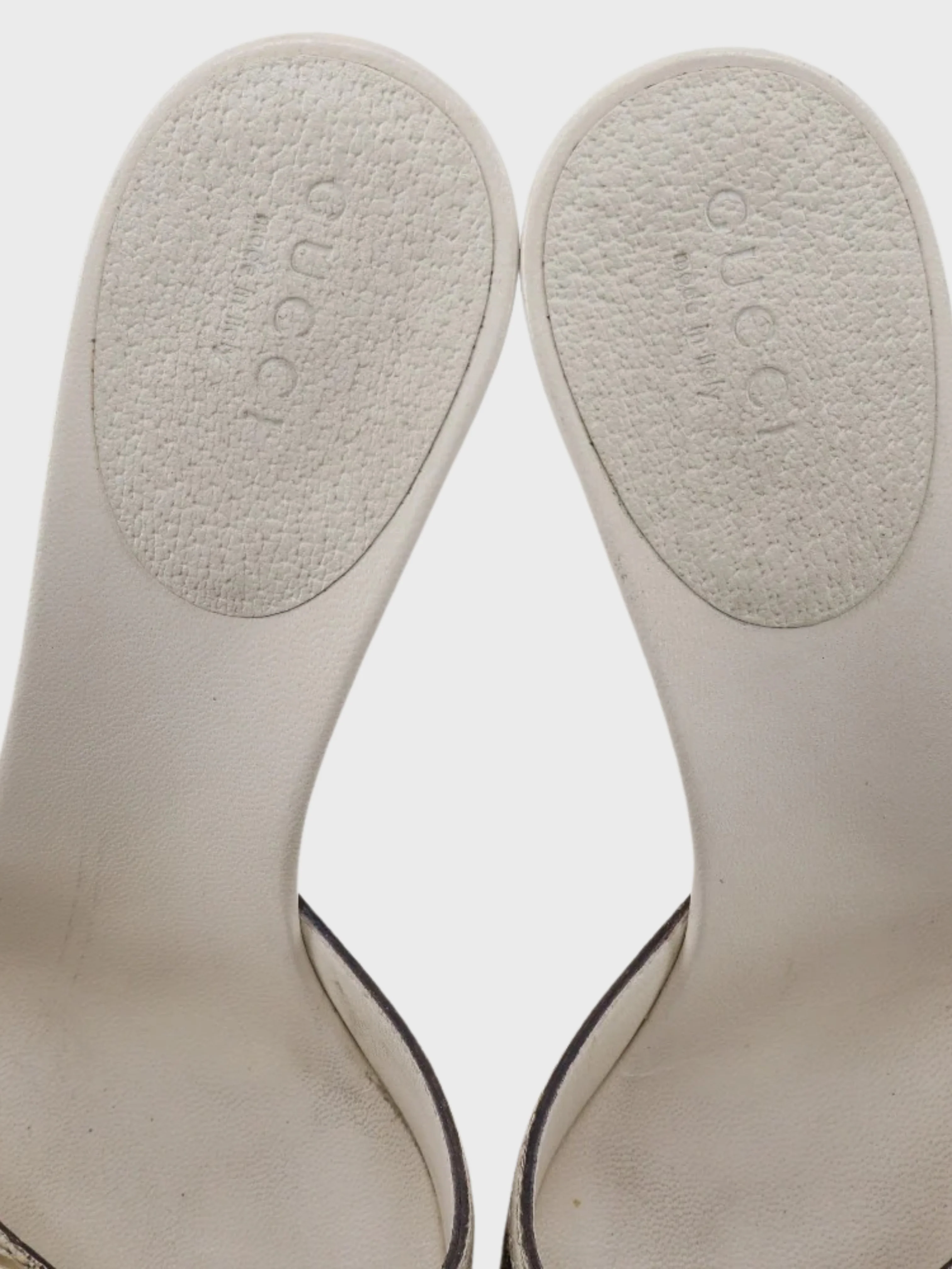 Gucci 2000s White GG Canvas Bamboo Bit Mules - Image 6