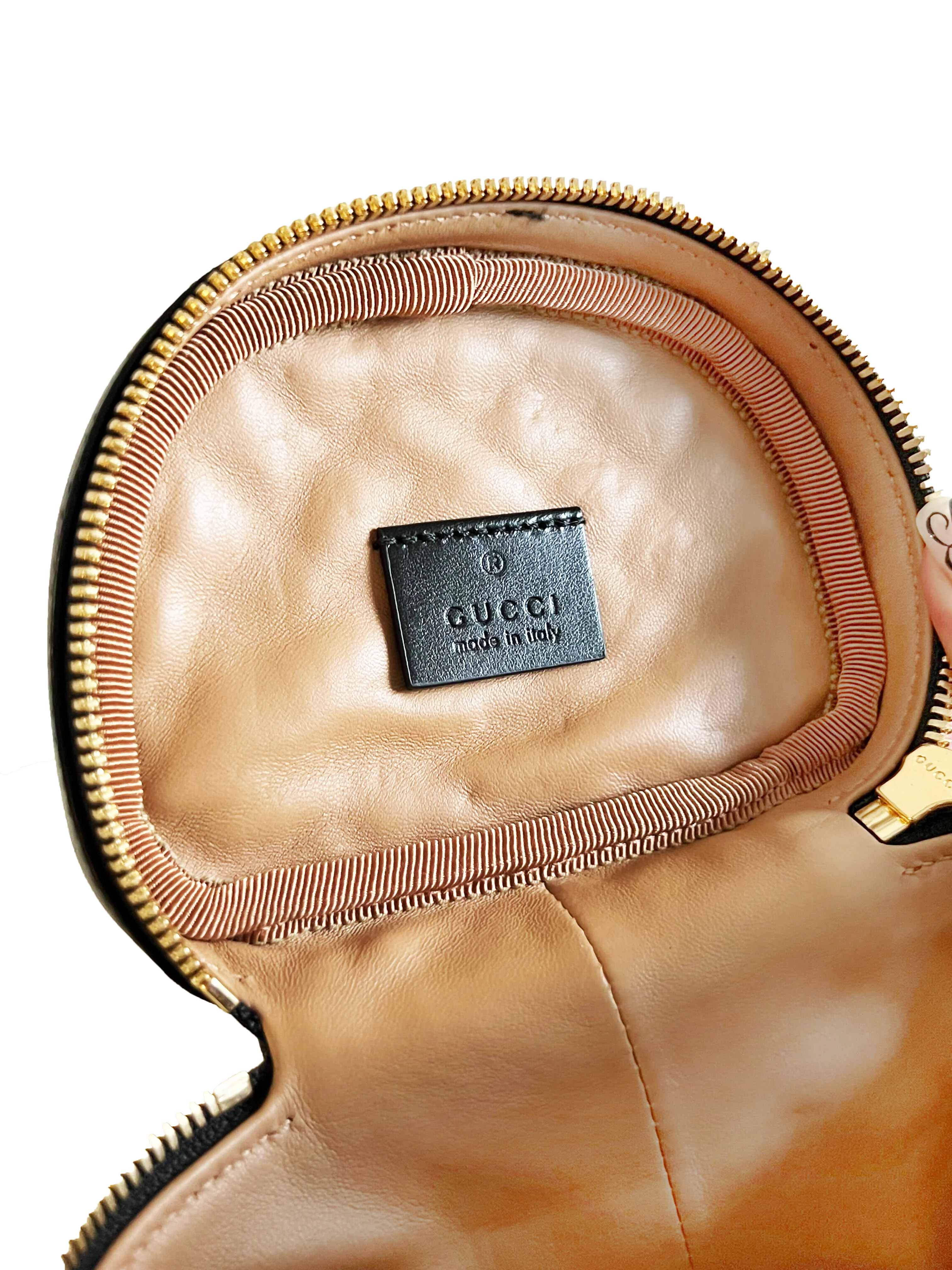 Gucci 2019 Trapuntta Zumi Calfskin Leather Belt Crossbody Bag - Image 3