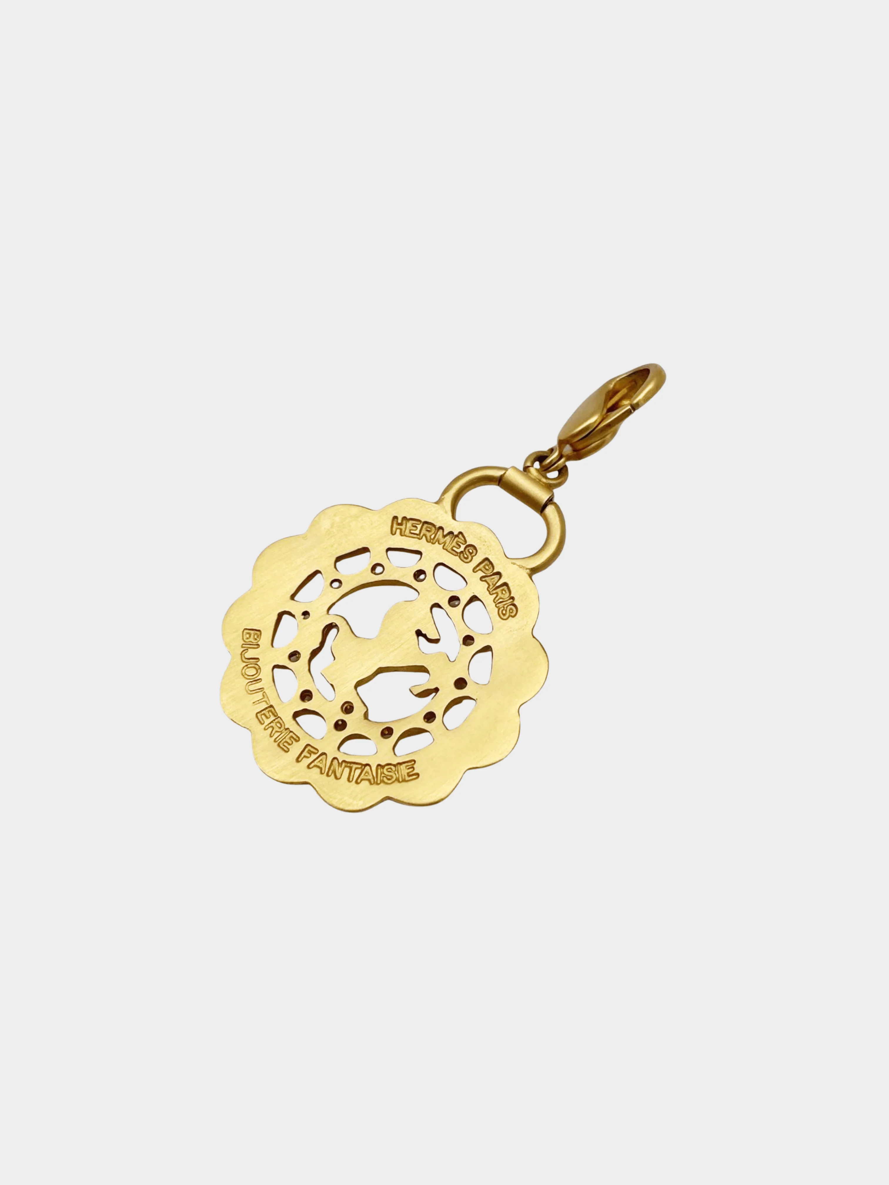 Hermes 2000s Gold Horse Motif Pendant Choker Necklace - Image 4
