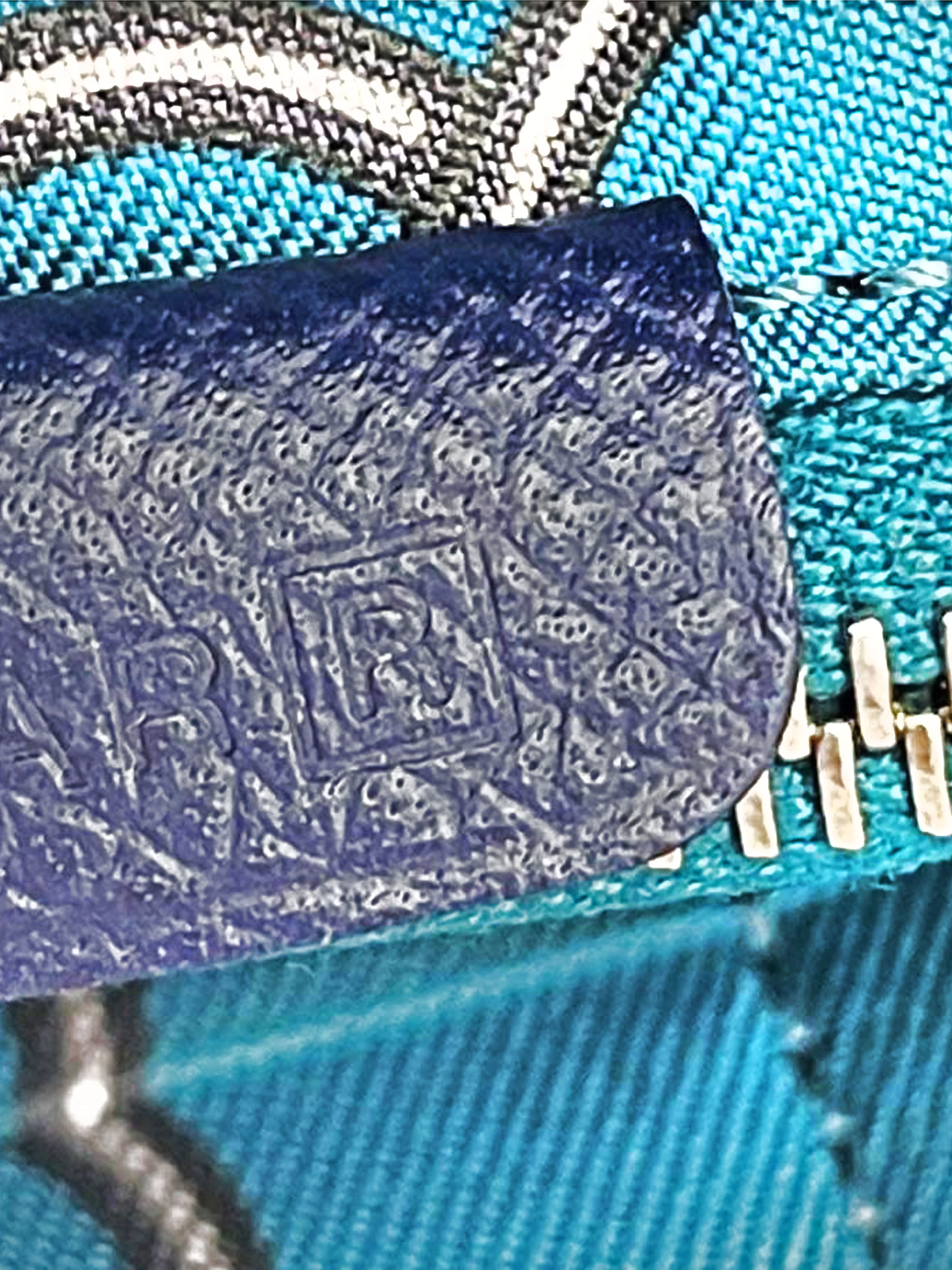 Hermès 2014 Navy Blue Azap Silk-in Long Wallet - Image 3