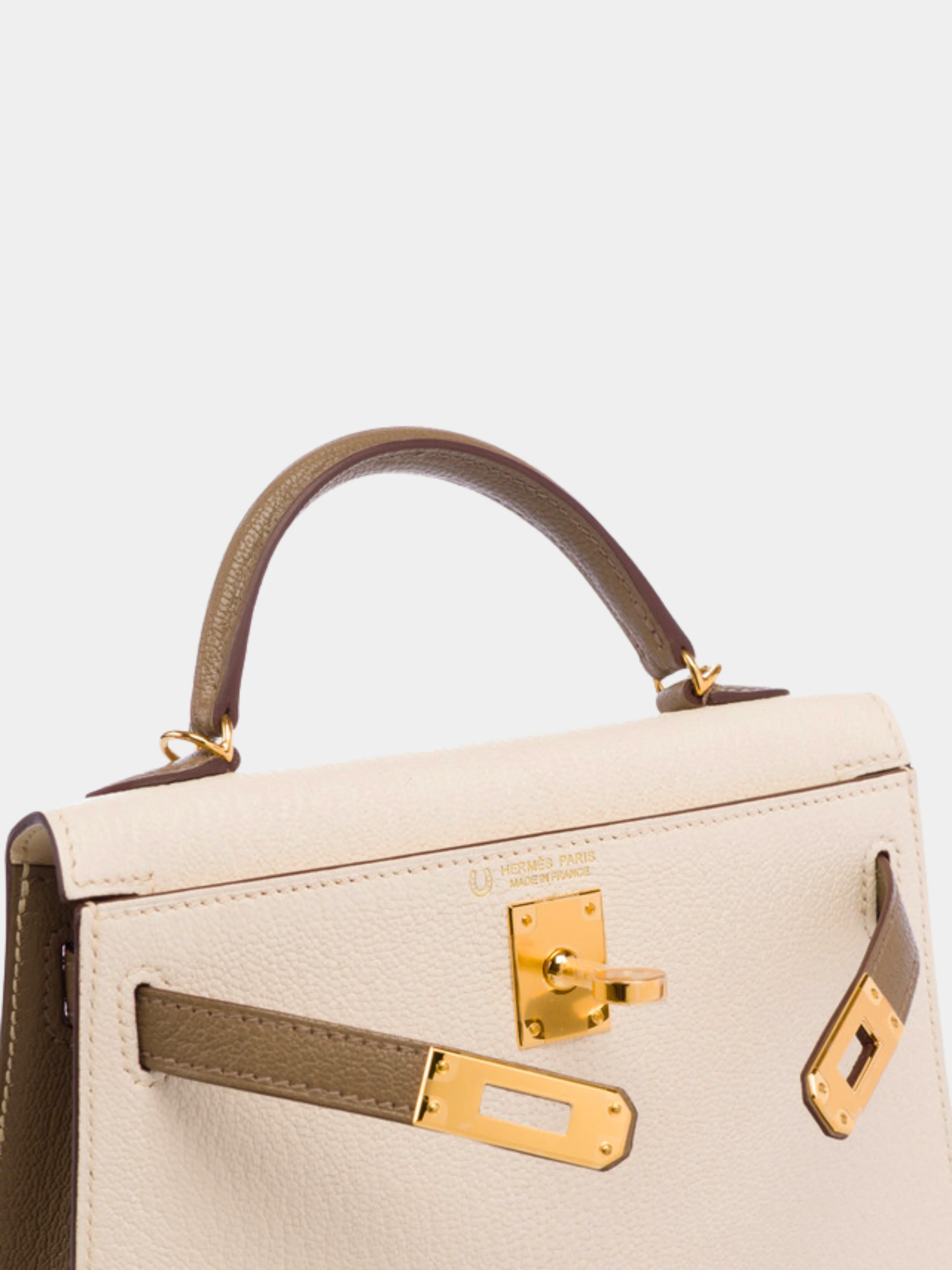 Hermès 2020s Beige and Gray Chèvre Mysore Mini Kelly 20 Sellier Bag - Image 5