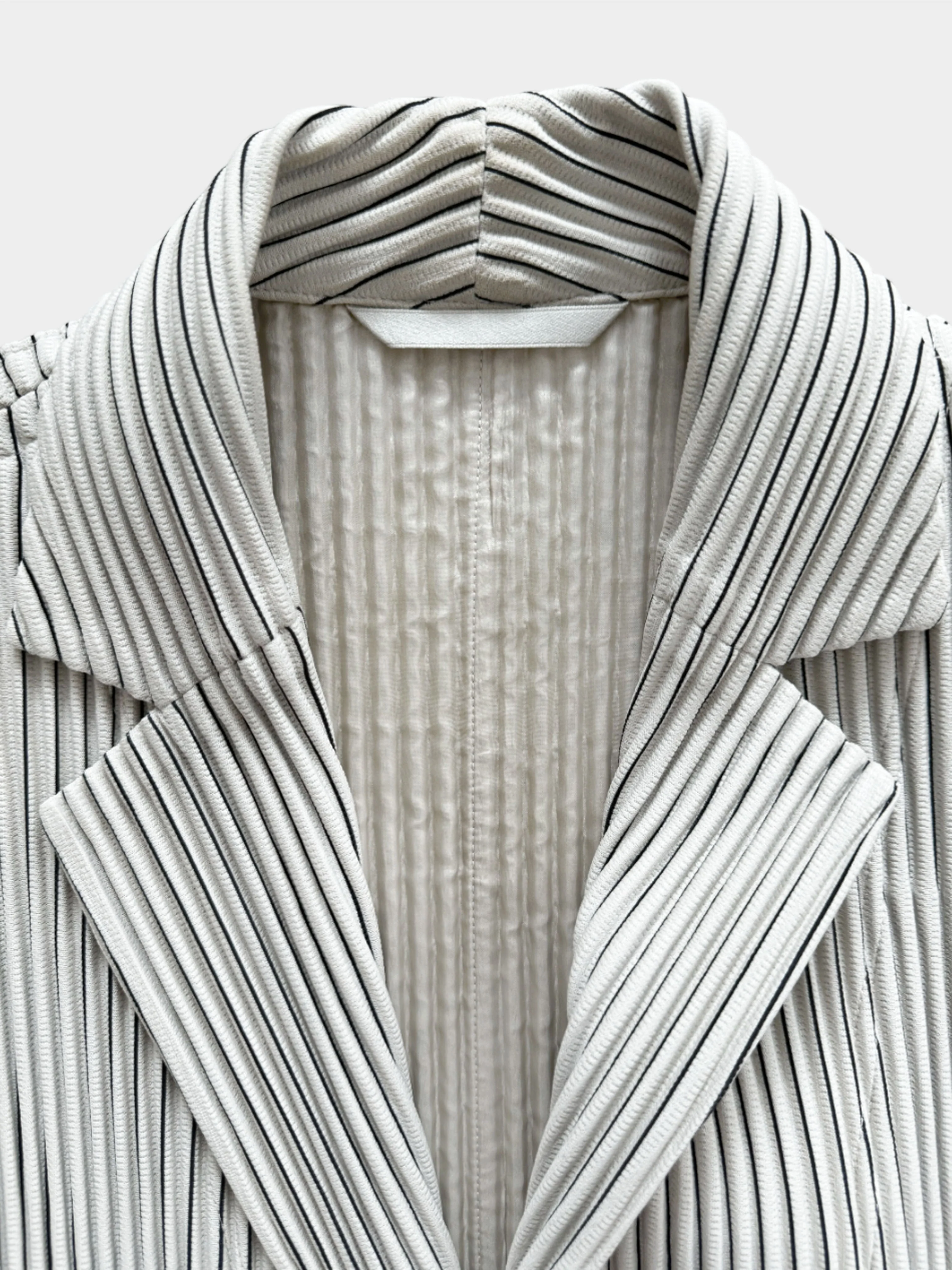 Issey Miyake 2023 Homme Plissé Light Grey Blazer - Image 2