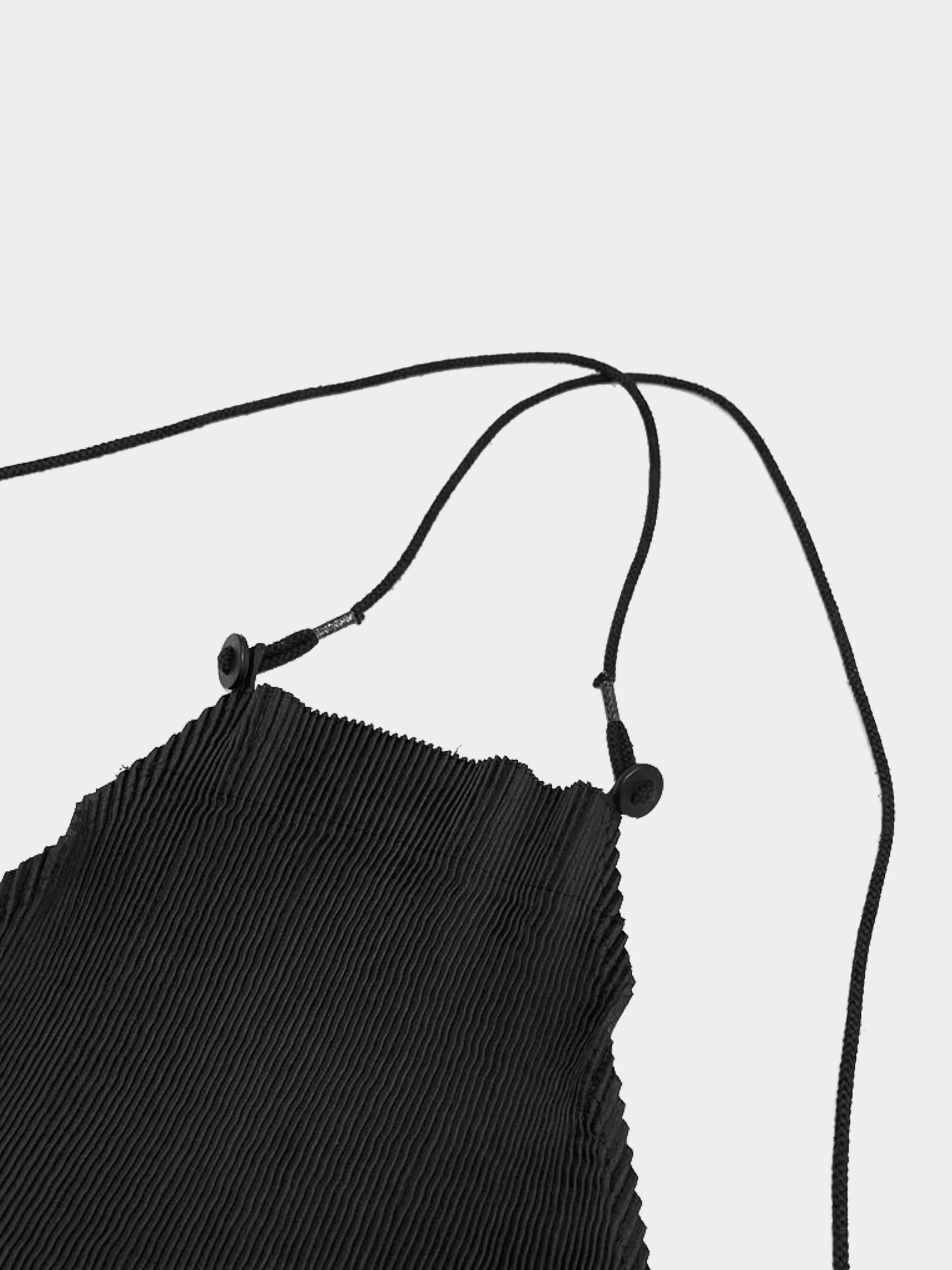 Issey Miyake IM 2000s Black Pleated Apron Dress/Vest - Image 2