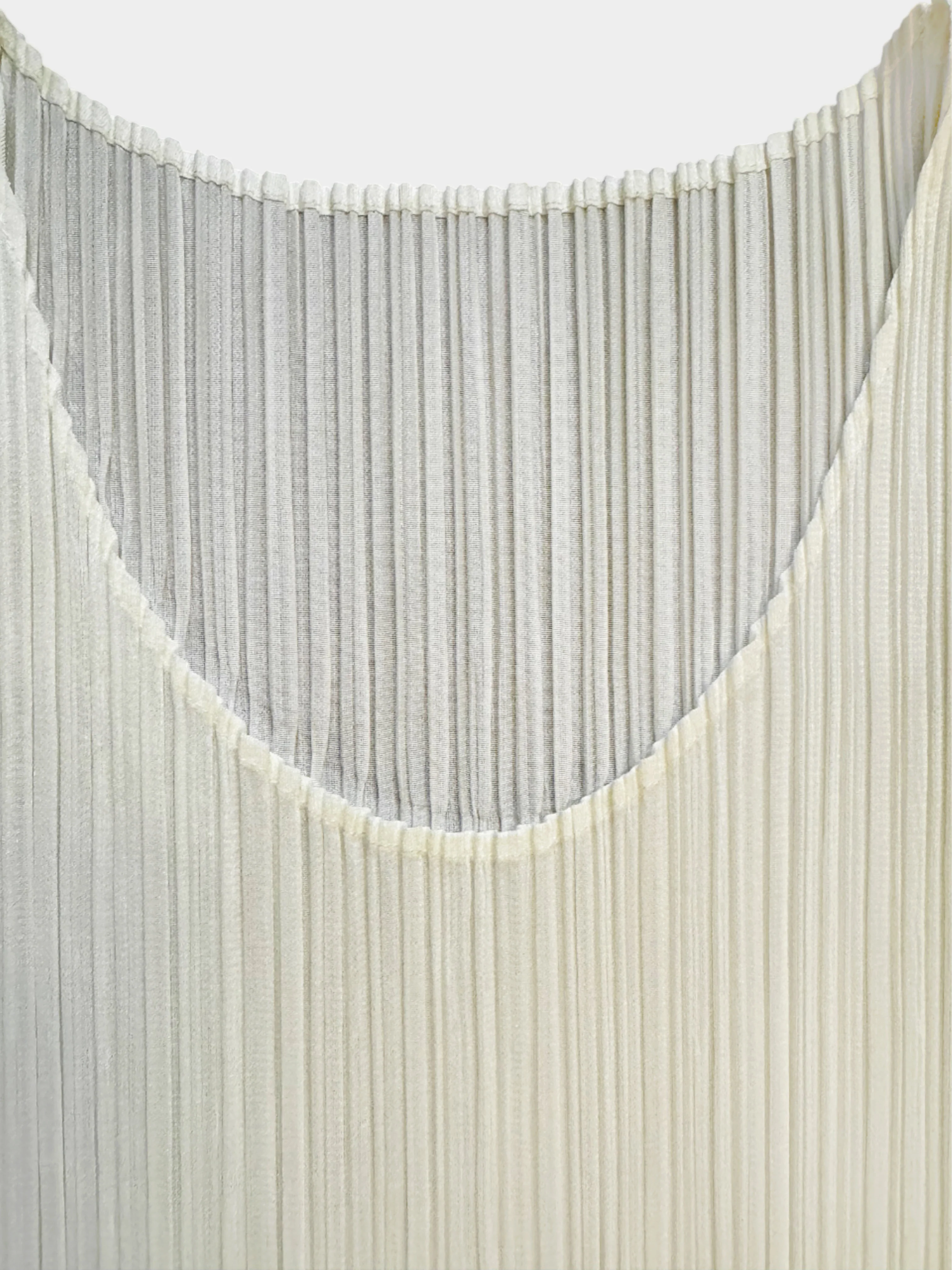 Issey Miyake Pleats Please 2000s Cream Pleated Tank Top - Image 2