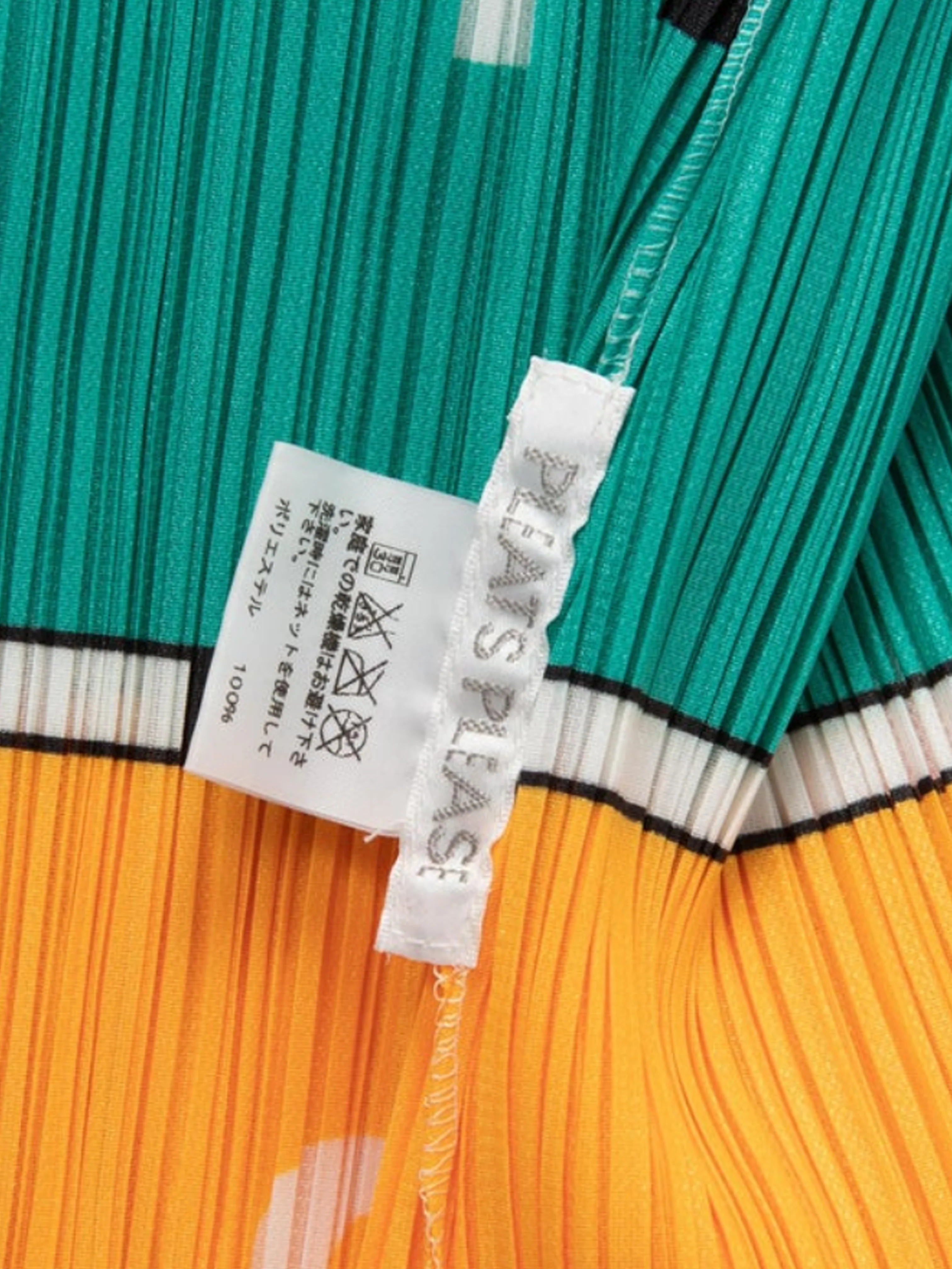 Issey Miyake Pleats Please 2000s Graphic Printed Tunic Mini Dress - Image 3