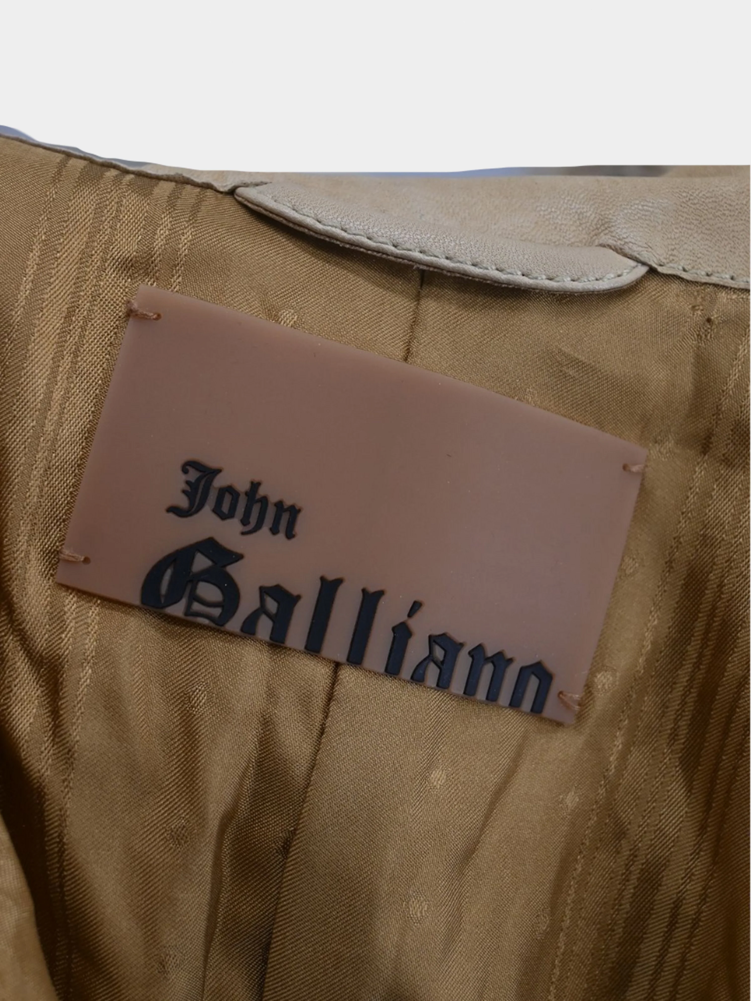 John Galliano AW 2006-2007 Beige Lambskin Leather Coat Dress - Image 4