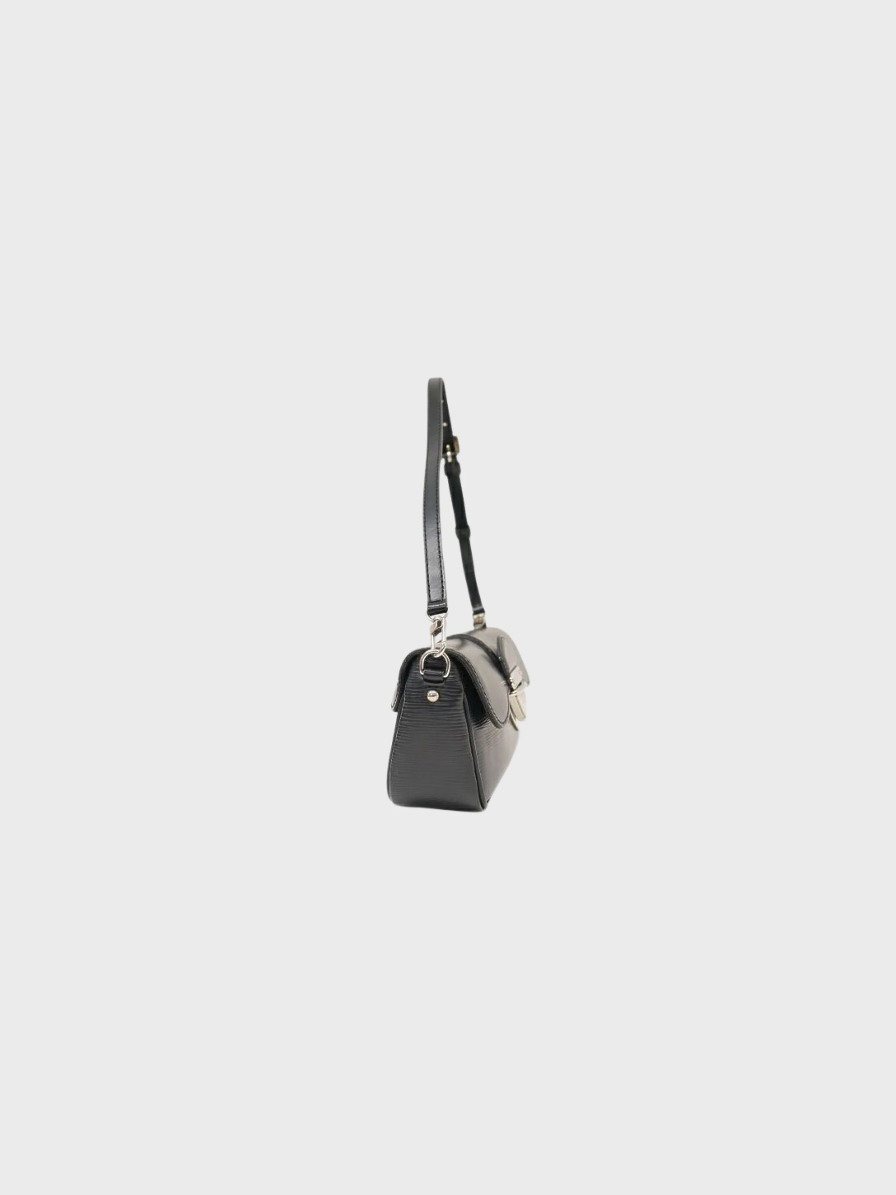 Louis Vuitton 1992 Black Epi Leather Pochette Montaigne - Image 3