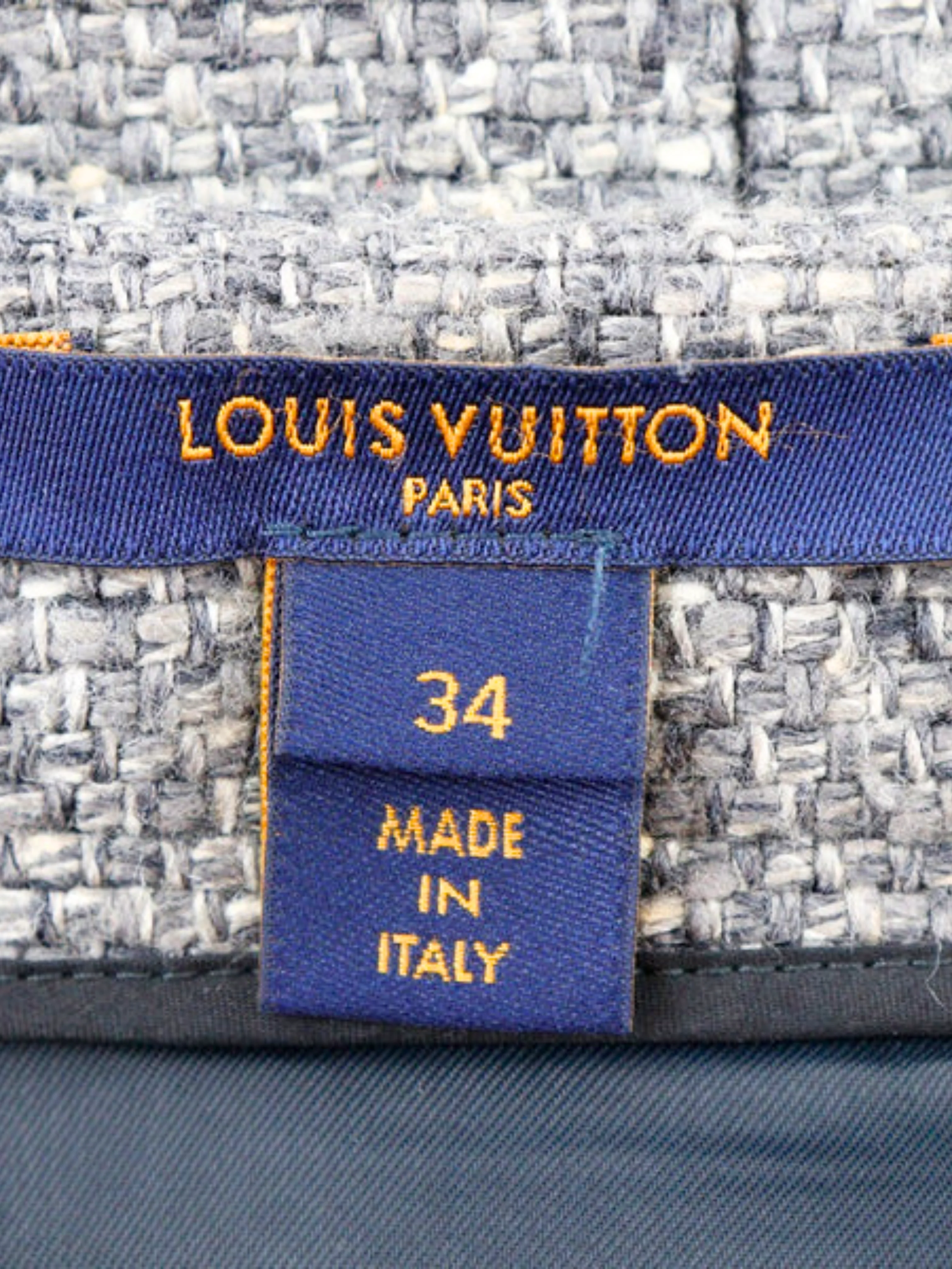 Louis Vuitton 2000s Grey Viscose Blend Button Midi Skirt - Image 3