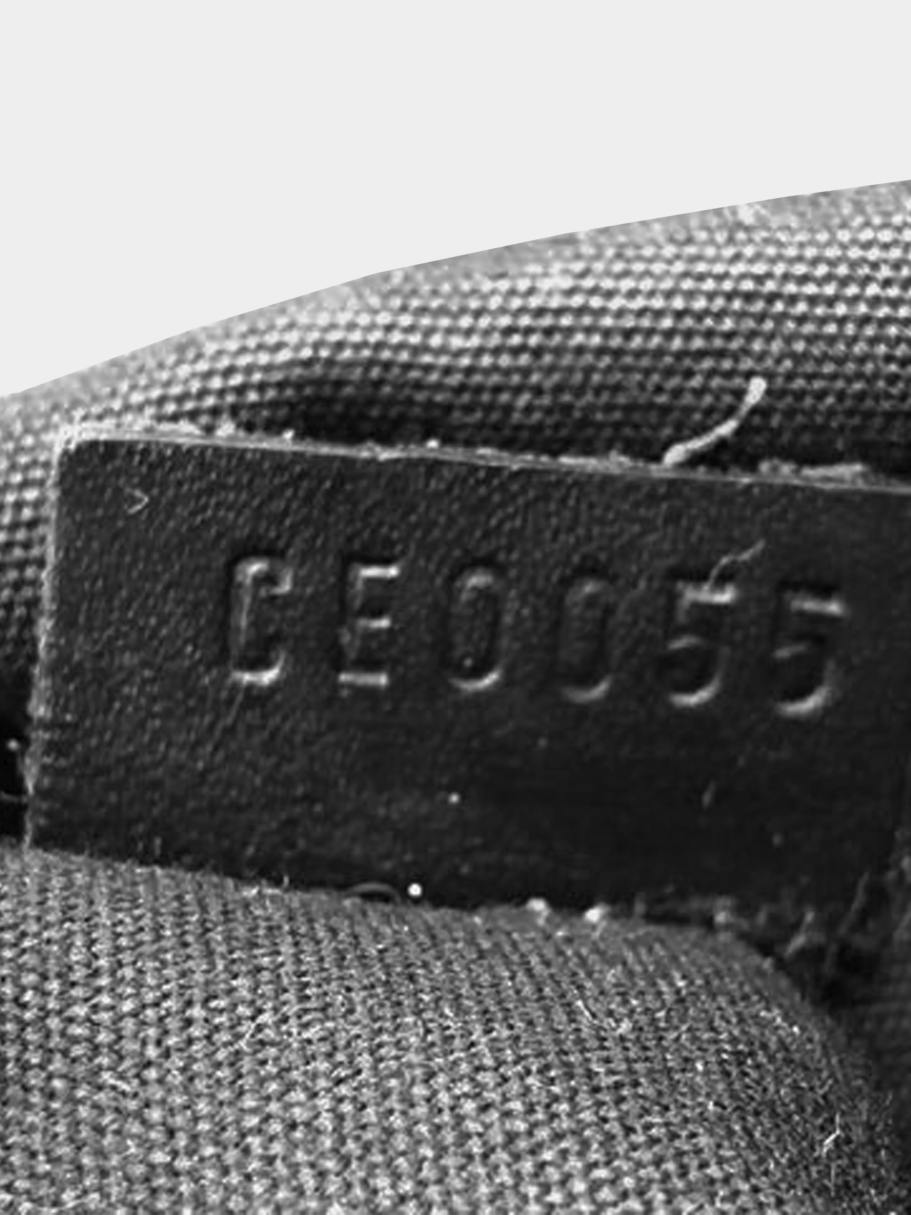 Louis Vuitton 2005 Black Epi Leather Segur PM Bag - Image 6