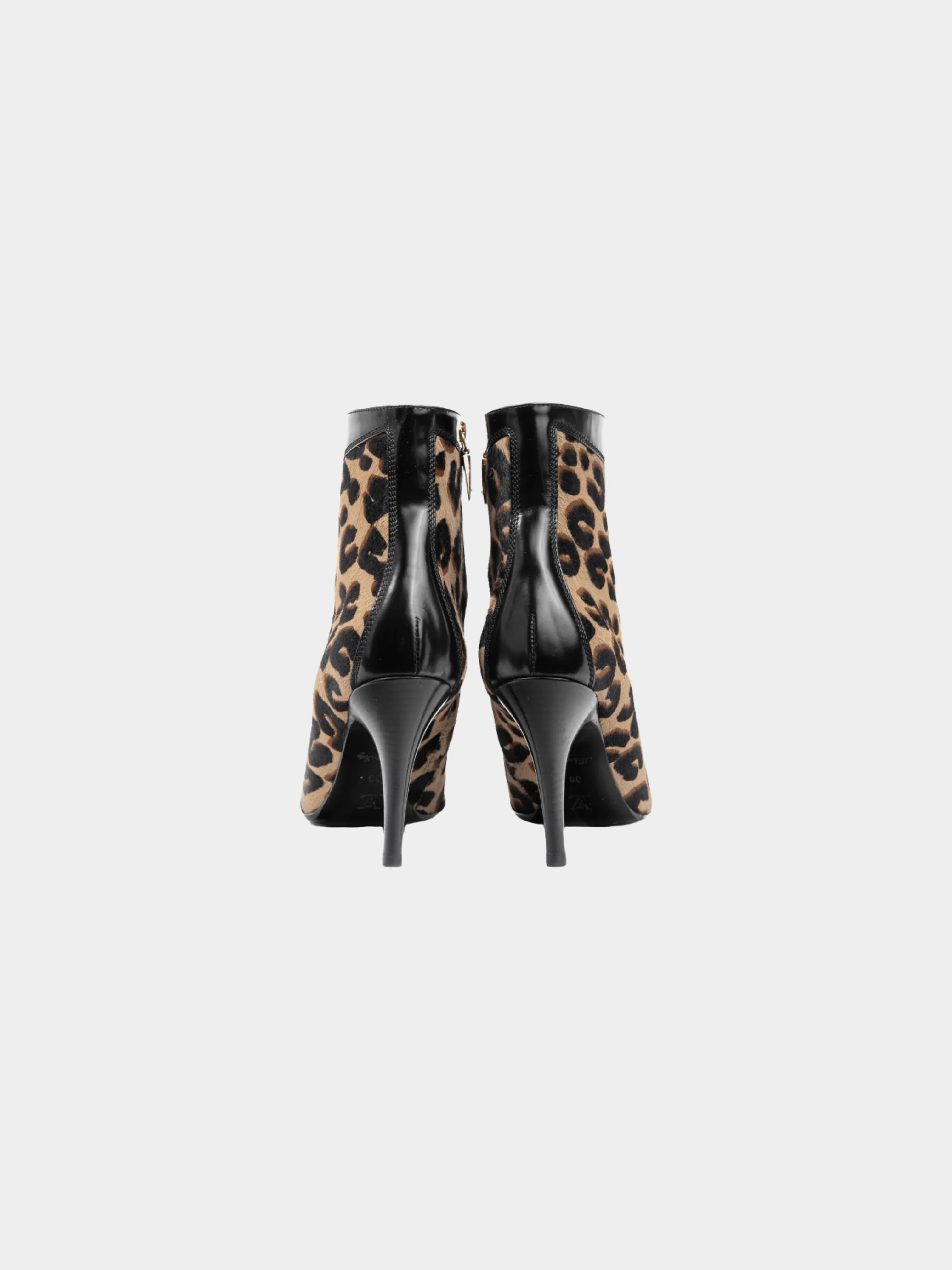 Louis Vuitton 2009 Wild Leopard Calf-Hair and Black Leather Ankle Boots - Image 3