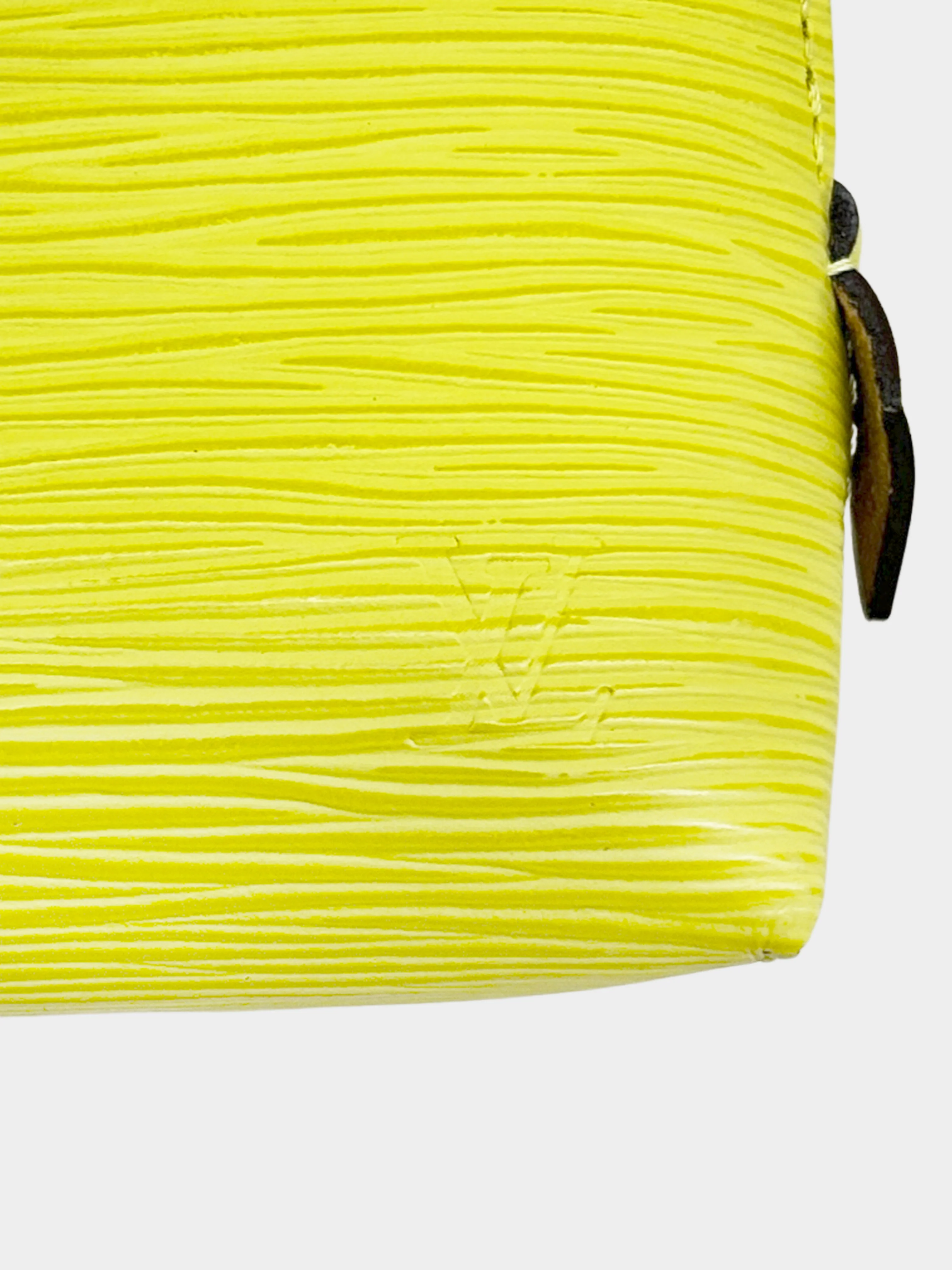 Louis Vuitton 2013 Yellow Epi Leather Chartreuse Cosmetic Pouch PM - Image 4