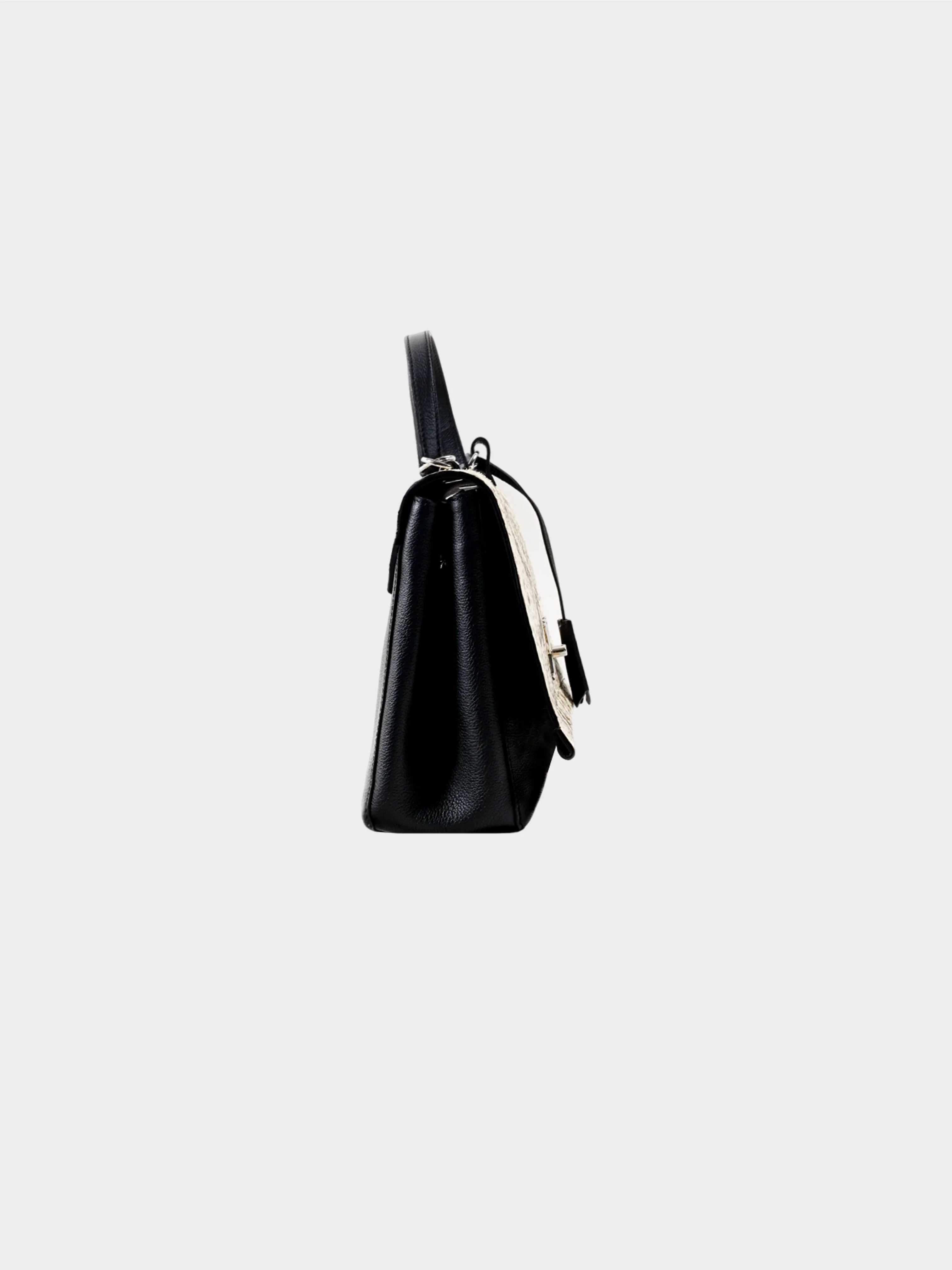 Louis Vuitton 2016 Black Python and Calfskin Lockme II Bag - Image 3