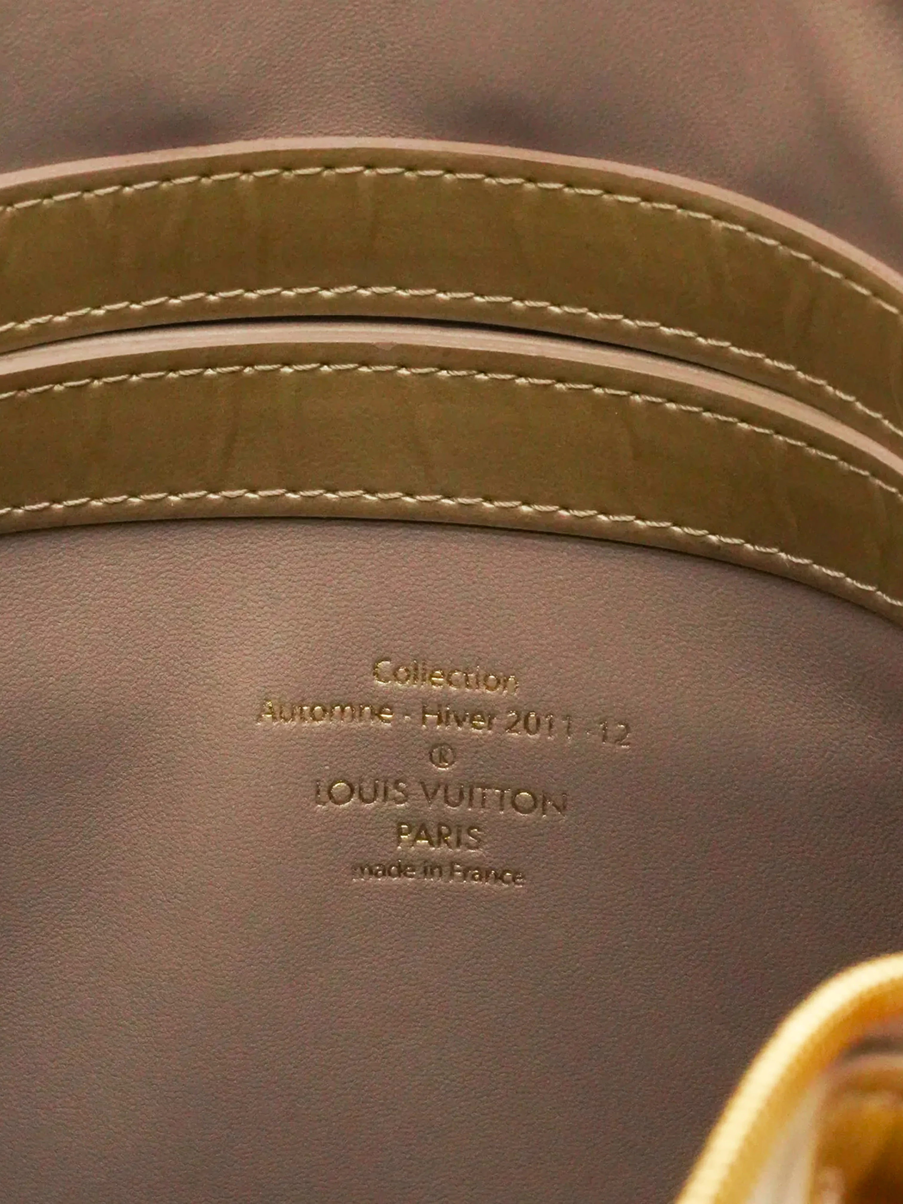 Louis Vuitton FW 2011 Green Patent Leather Lockit Fascination Monogram Handbag - Image 5
