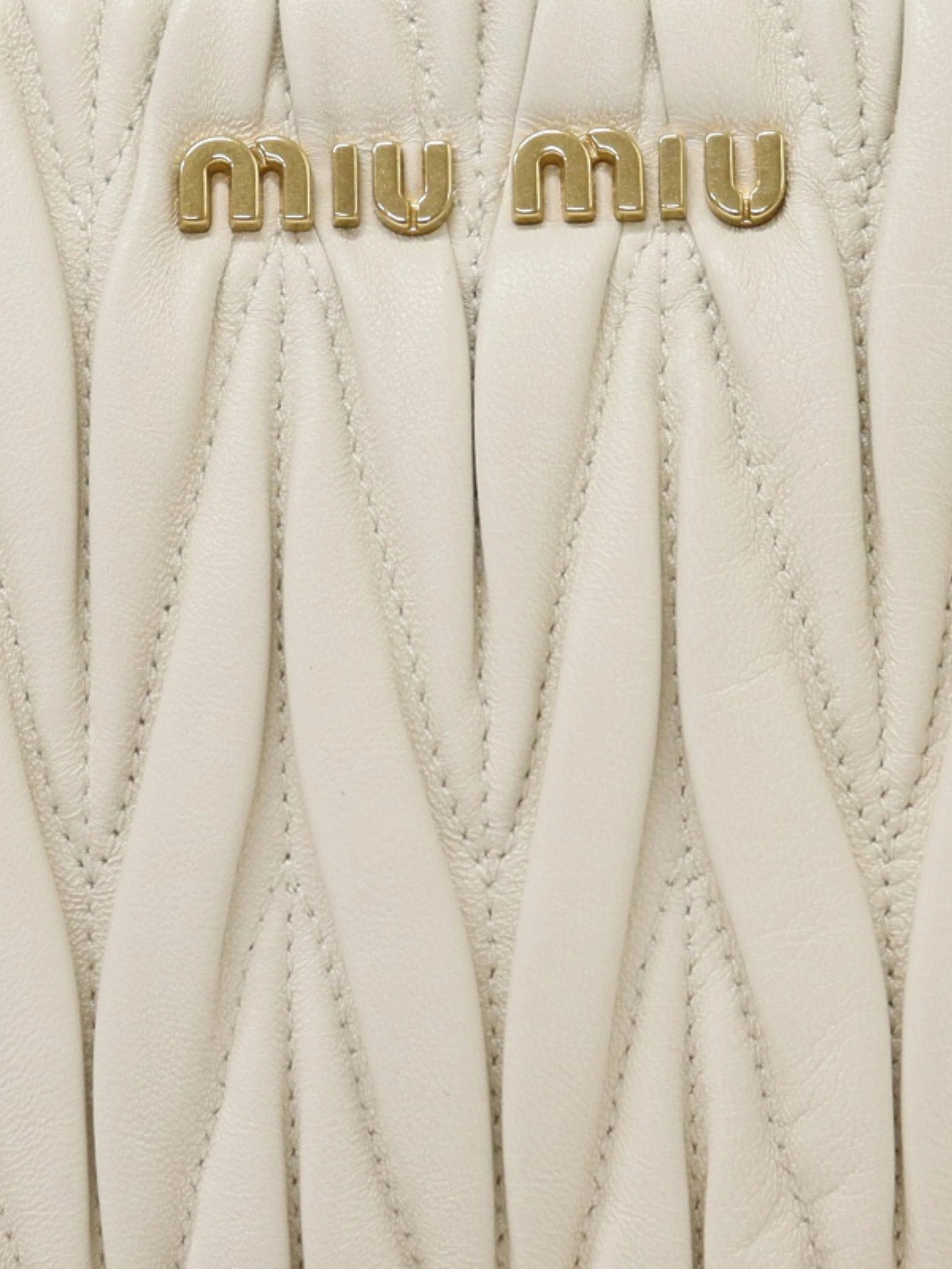 Miu Miu 2020s White Leather Matelassé Chain Shoulder Bag - Image 5
