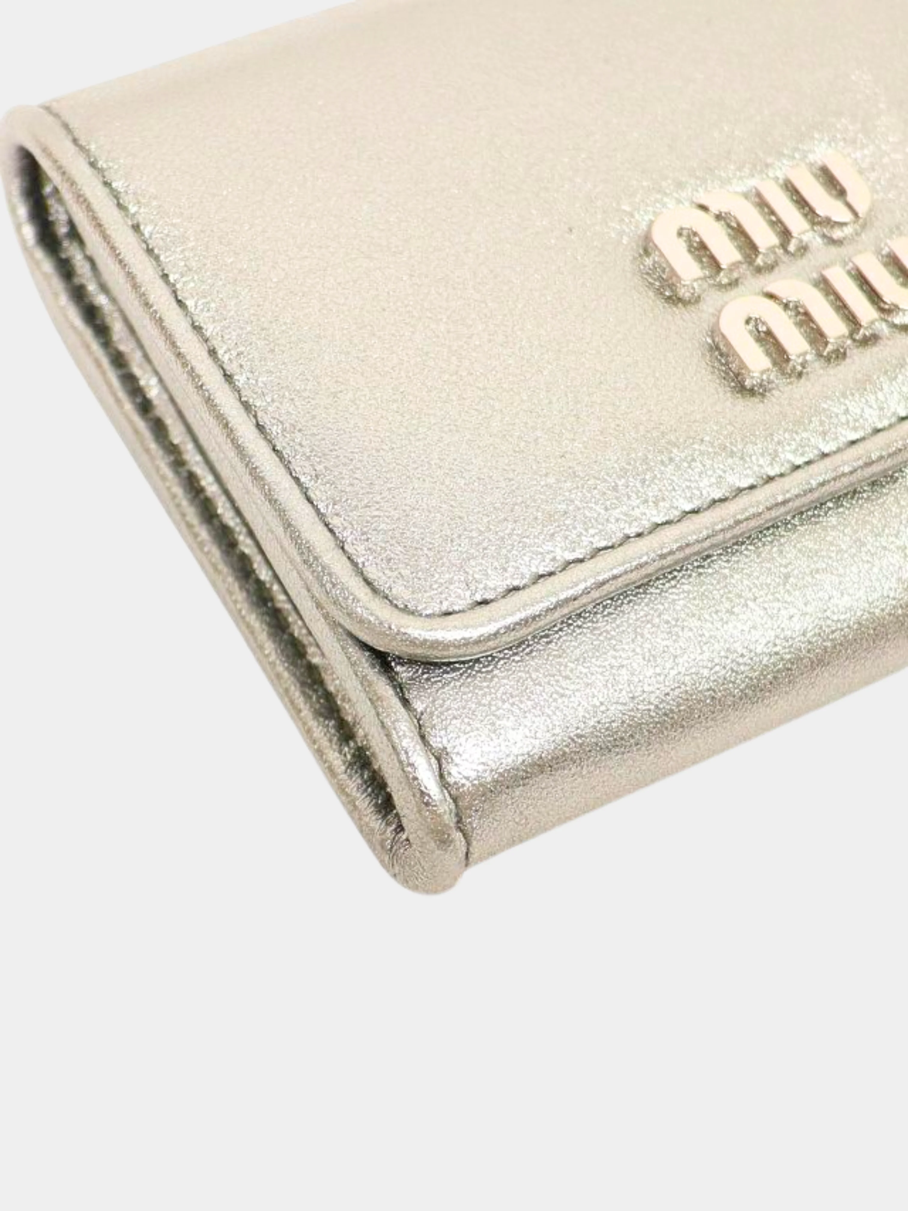 Miu Miu 2010s Silver Logo chain wallet - Image 4