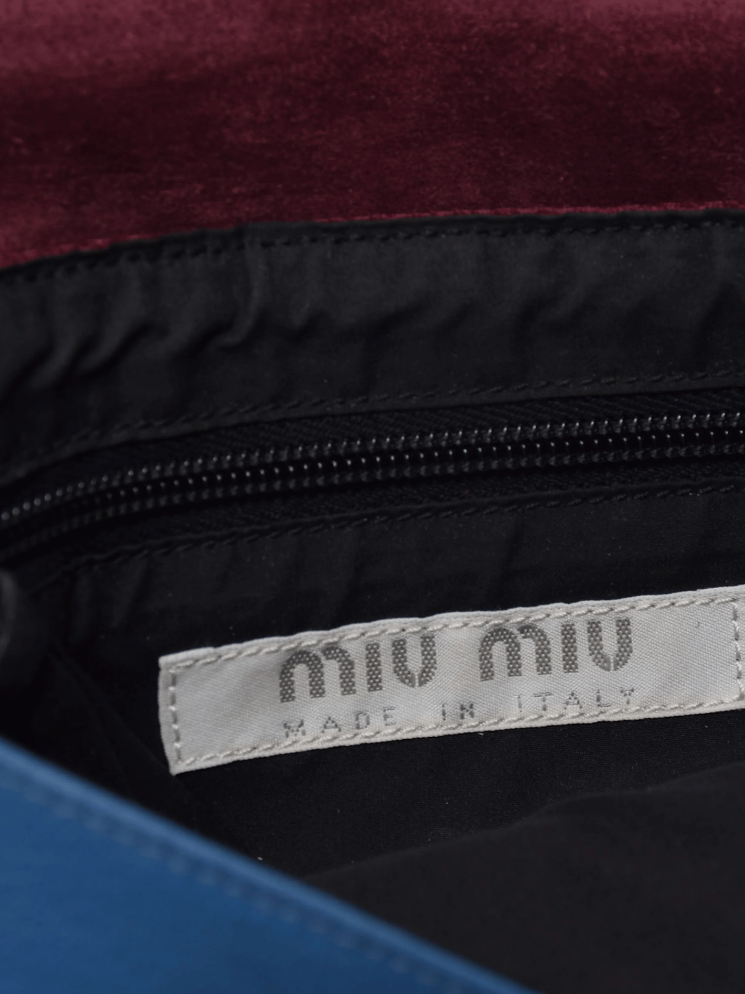 Miu Miu SS 2000 Pale Blue Shoulder Bag - Image 4