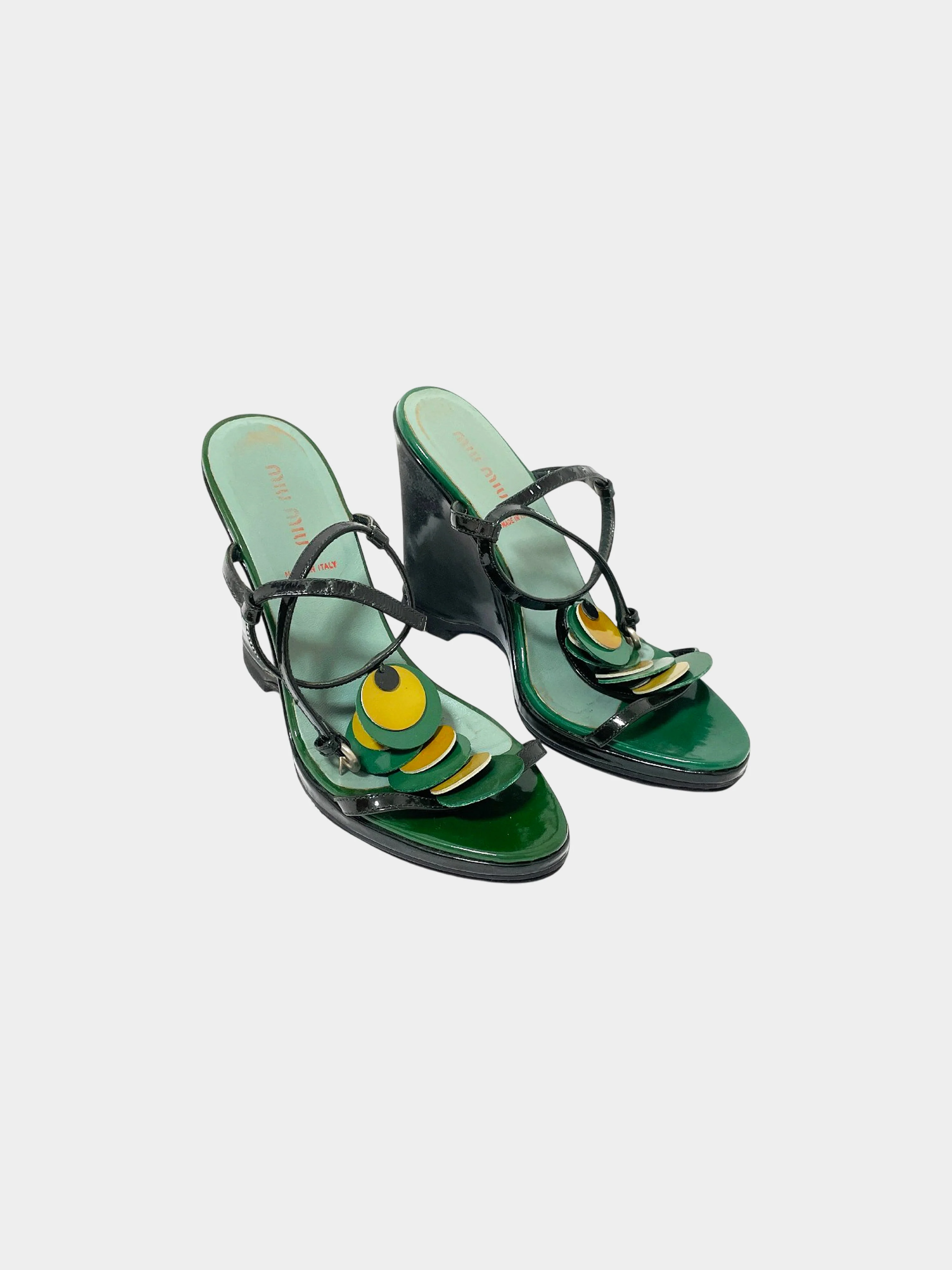 Miu Miu SS 2003 Green Foresta Patent Leather Wedge Heels - Image 3