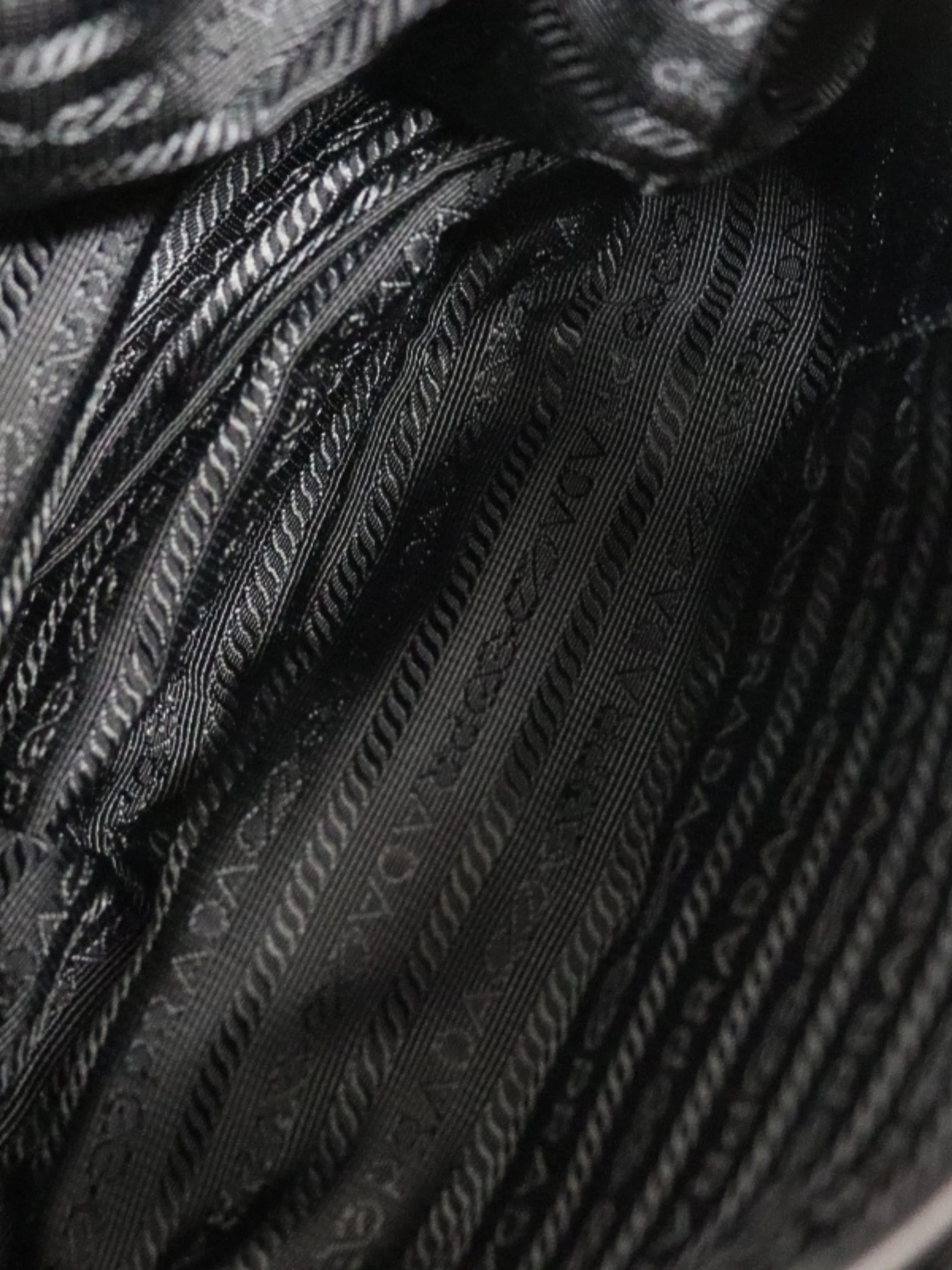 Prada 2000s Black Nylon Triangle Logo One-Shoulder Bag - Image 9