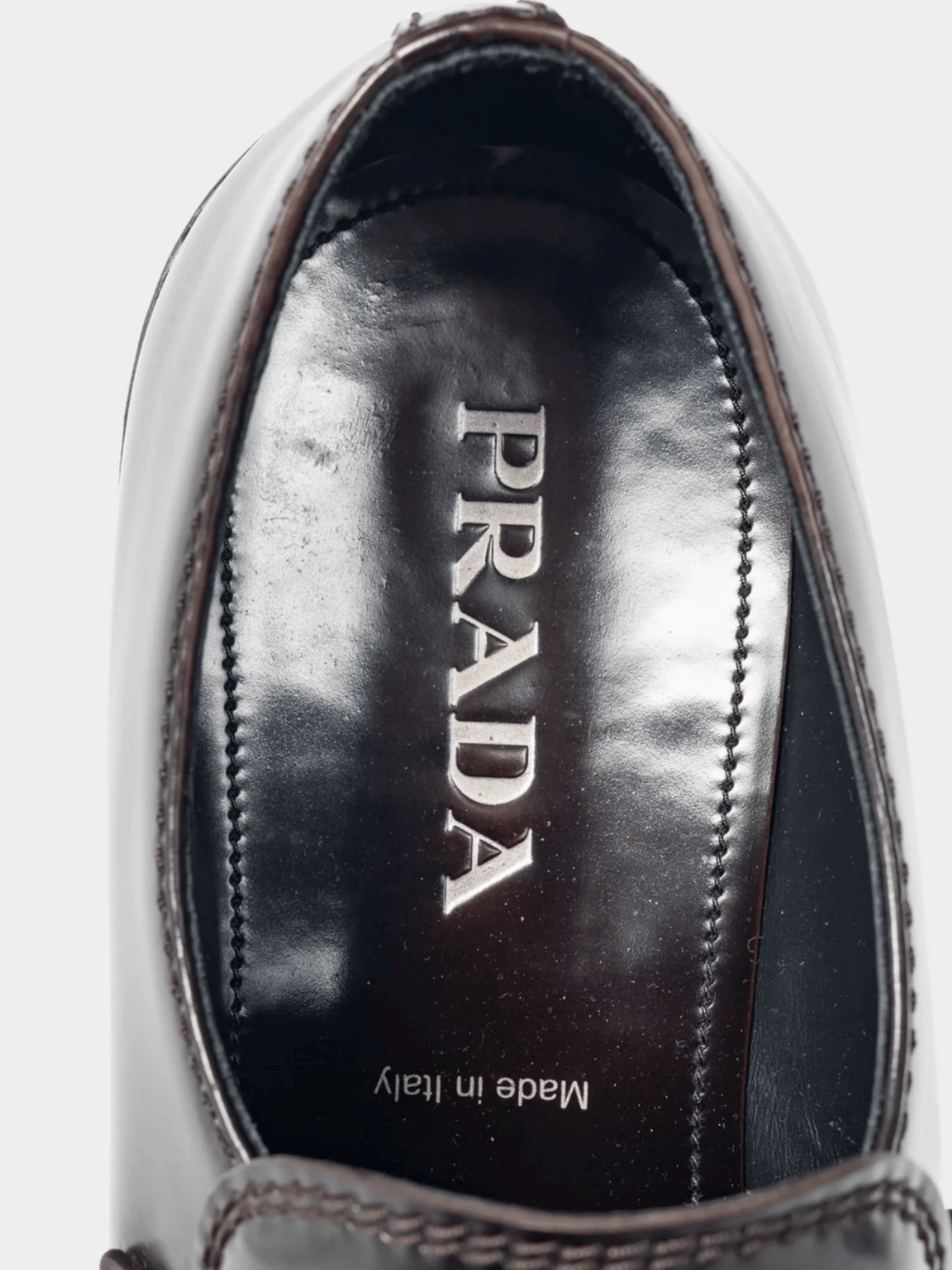 Prada 2010s Chocolate Logo-Plaque Leather Loafers - Image 7