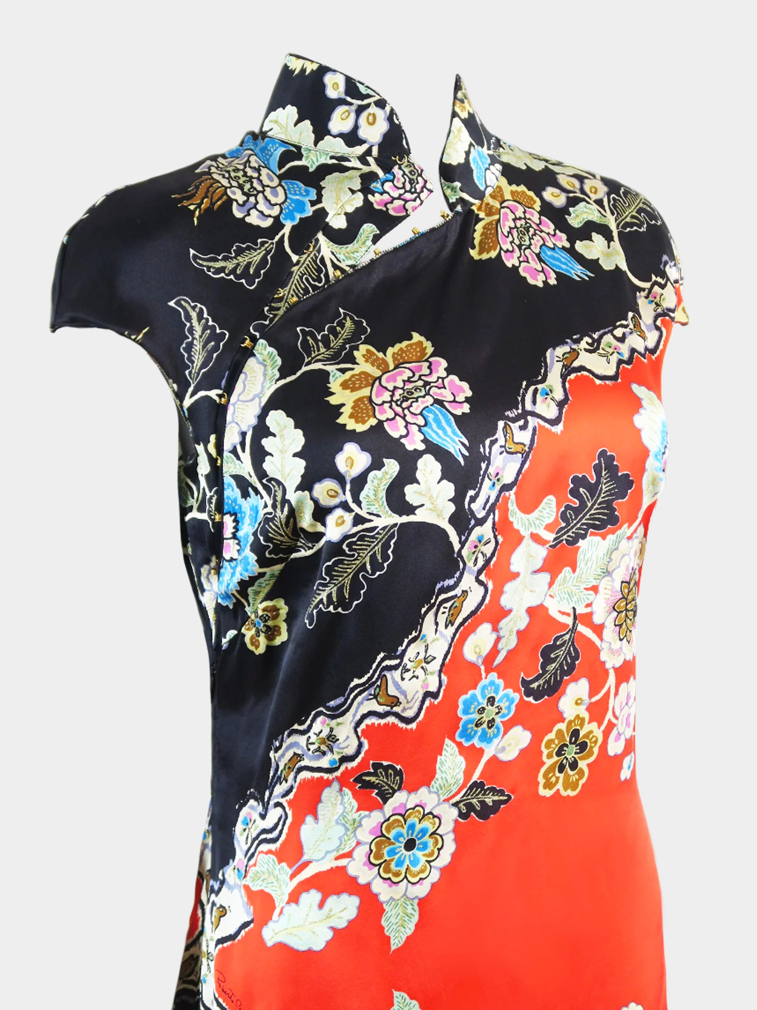Roberto Cavalli SS 2003 Black and Red Silk Floral Print Cheongsam Midi Dress - Image 3