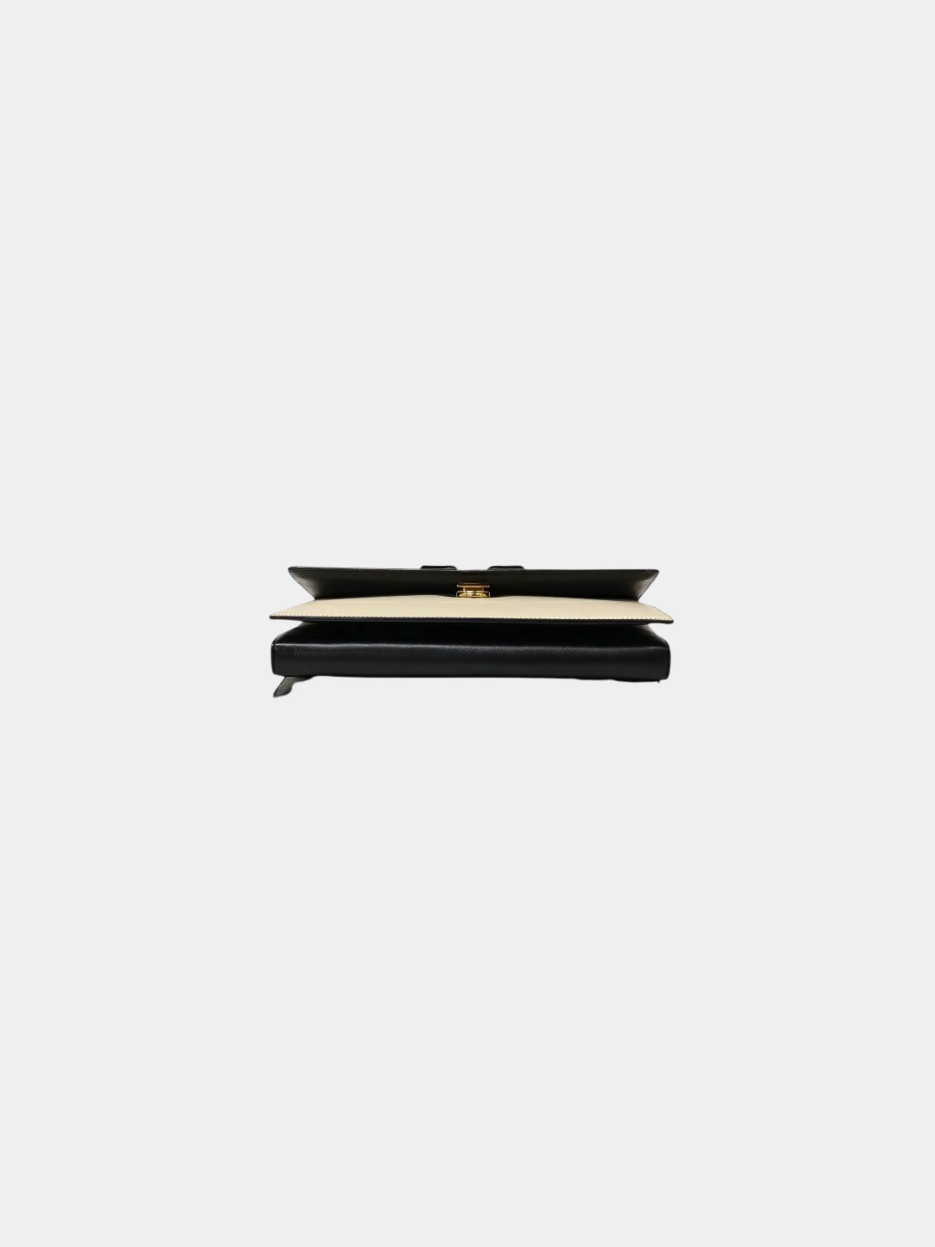 Salvatore Ferragamo 2000s Black White Vara Hardware Leather Chain Shoulder Bag - Image 4