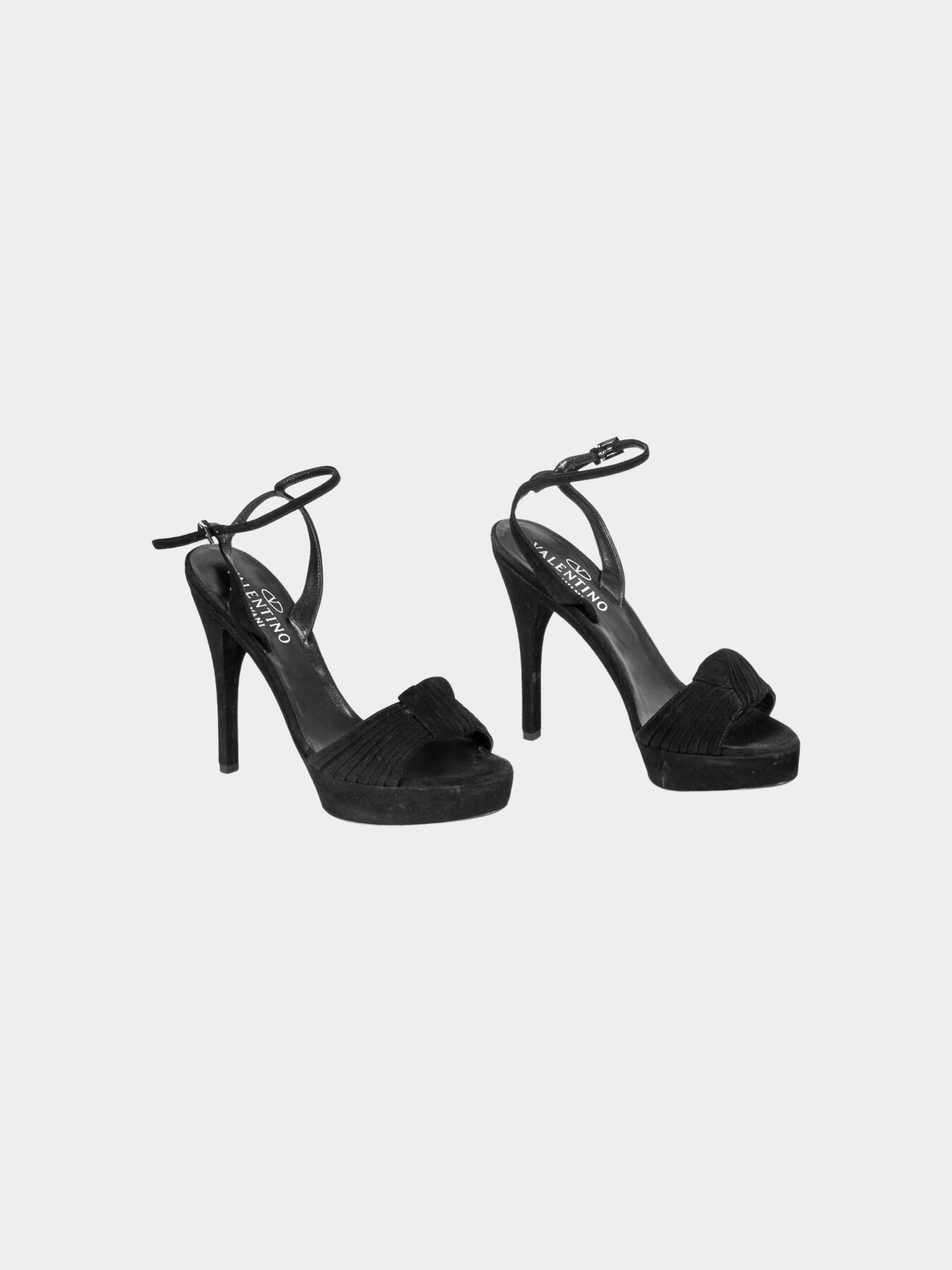 Valentino 2000s Black Suede Knot Detail Heels - Image 2