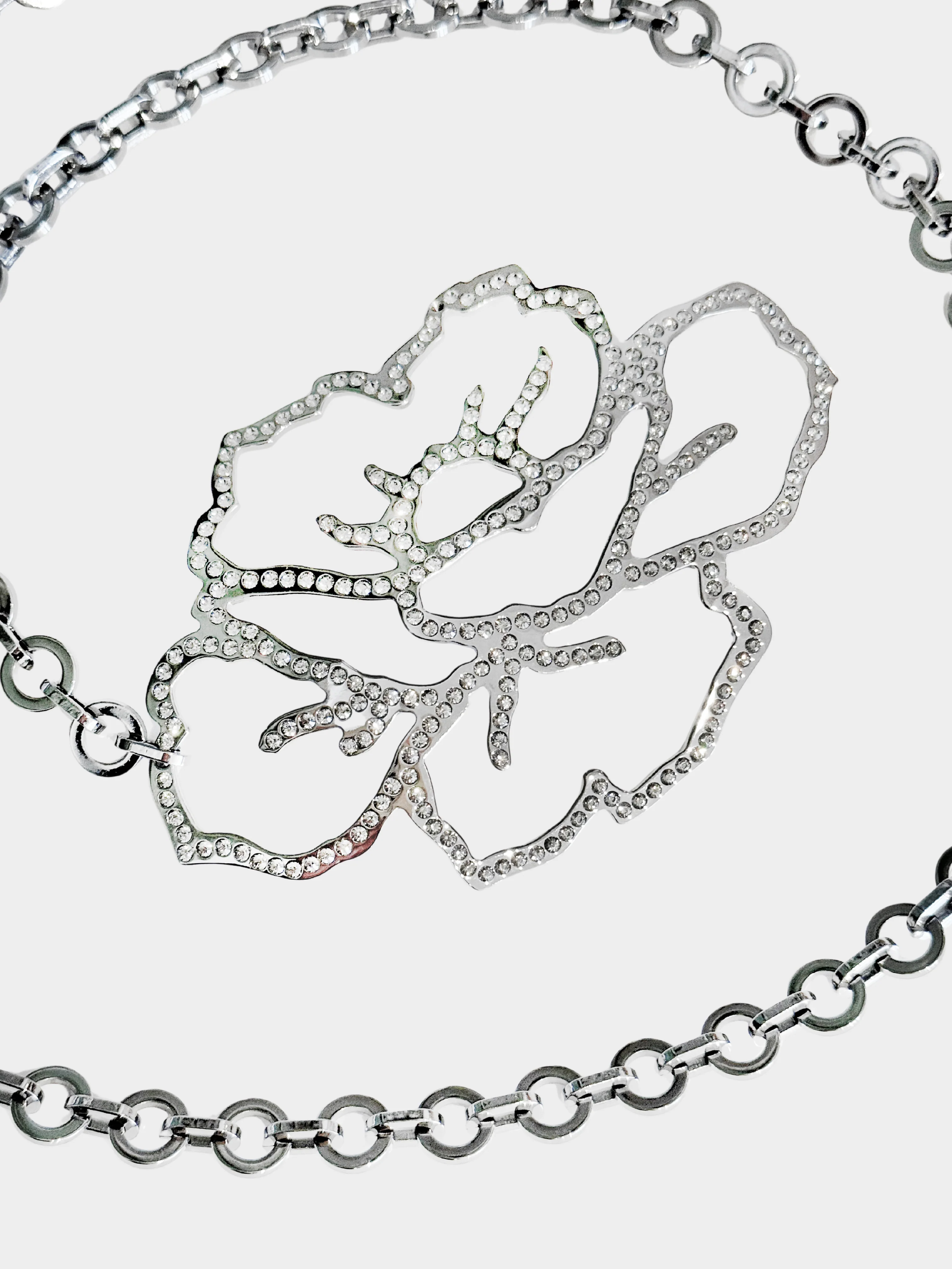 Valentino 2000s Silver Flower Rhinestone Chain Link Belt - Image 2