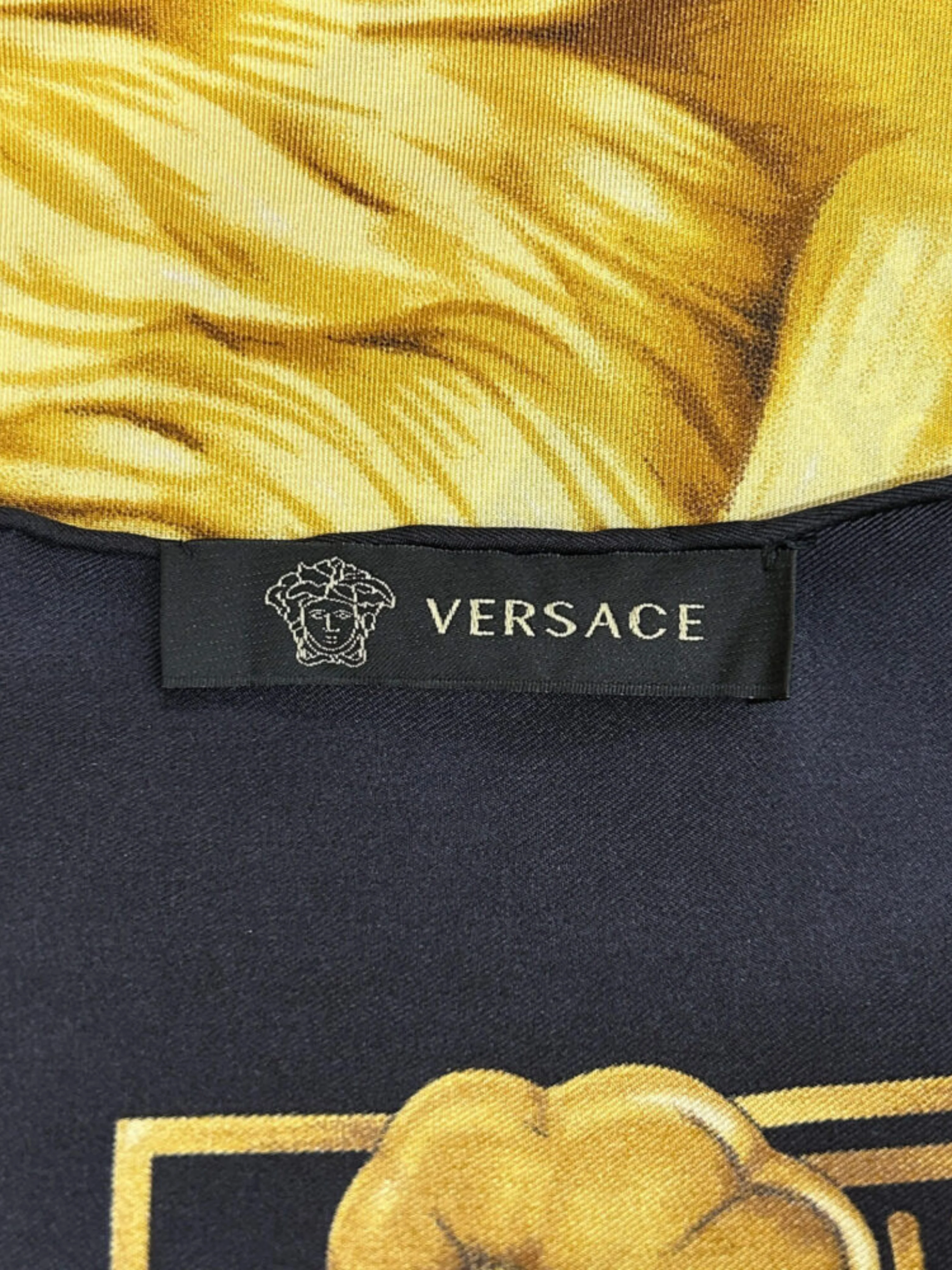 Versace 1990s Black Silk Lion Print Scarf - Image 2
