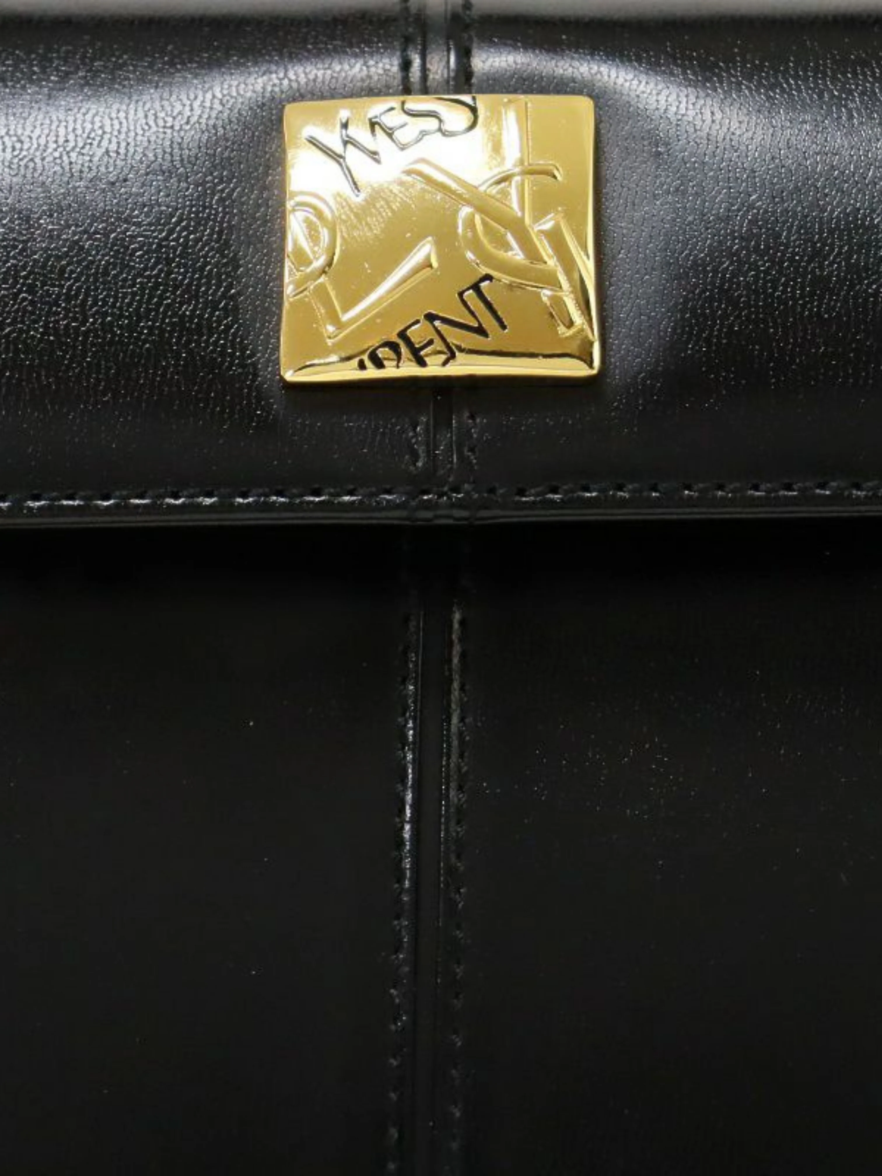Yves Saint Laurent 2000s Black Leather Logo Hardware Handbag - Image 6