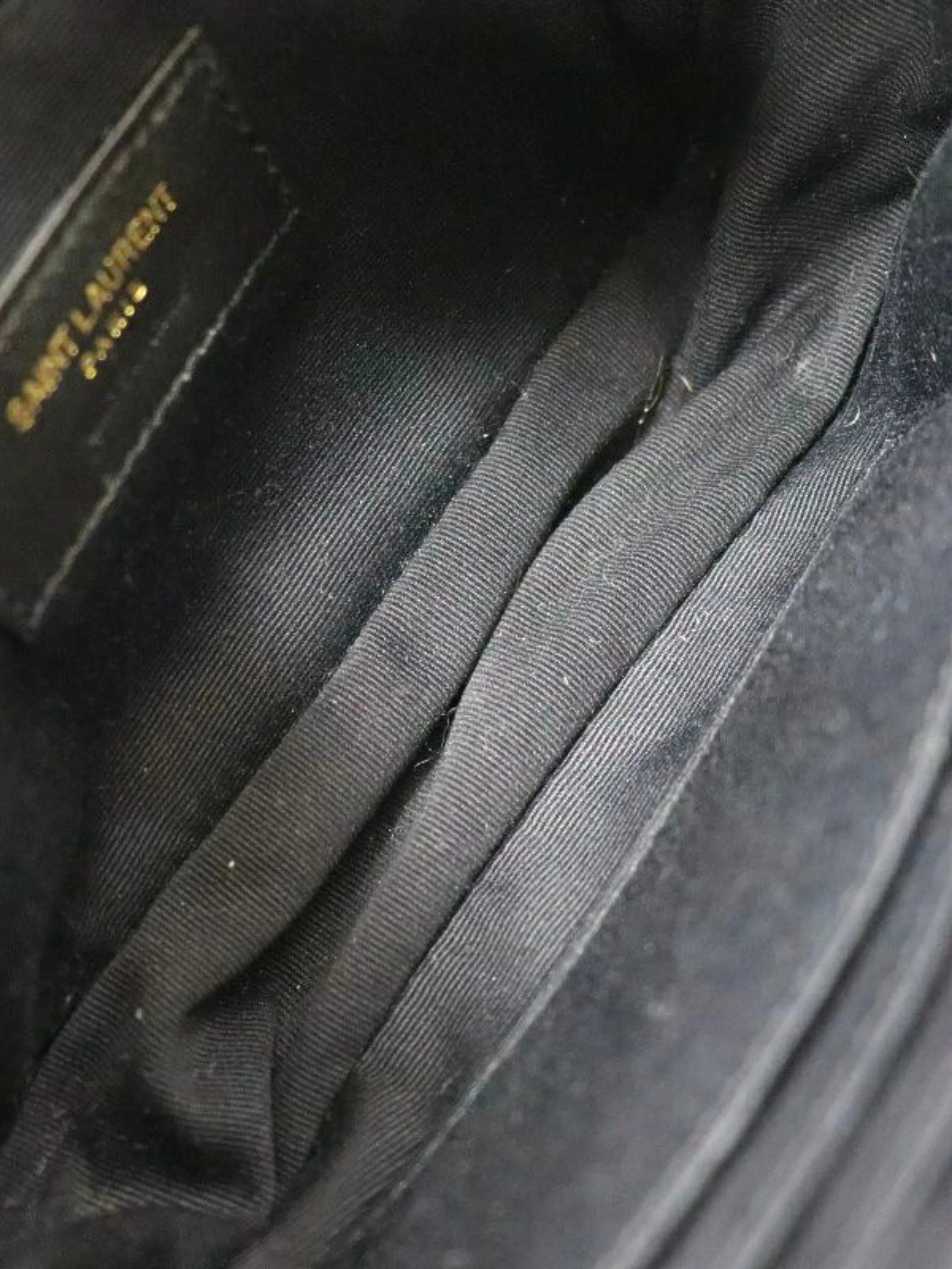 Yves Saint Laurent 2000s Black Velvet Leather V-Stitch Loubert Bag - Image 8