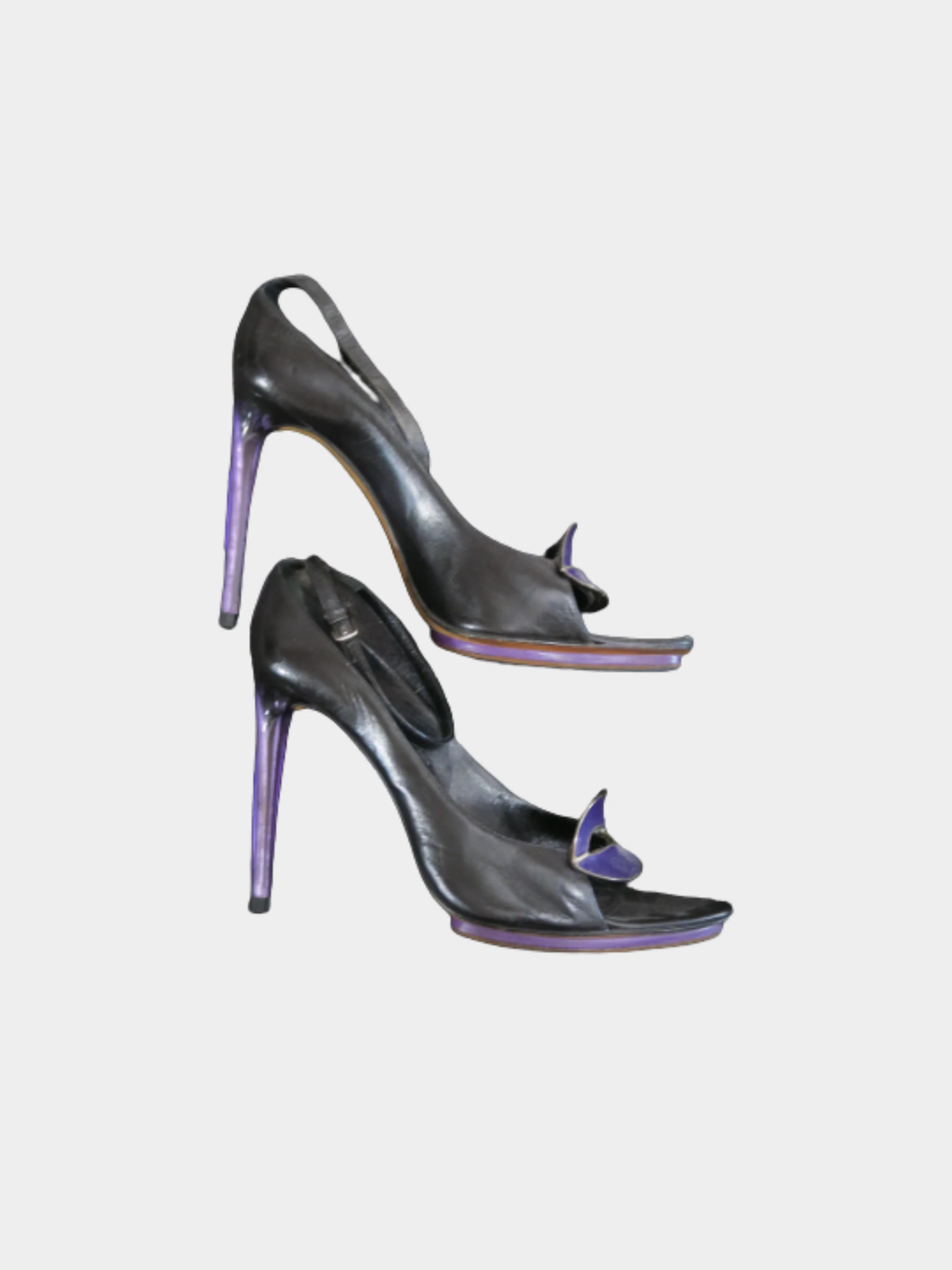 Yves Saint Laurent by Tom Ford SS 2003 Black Leather Lips Heels - Image 2