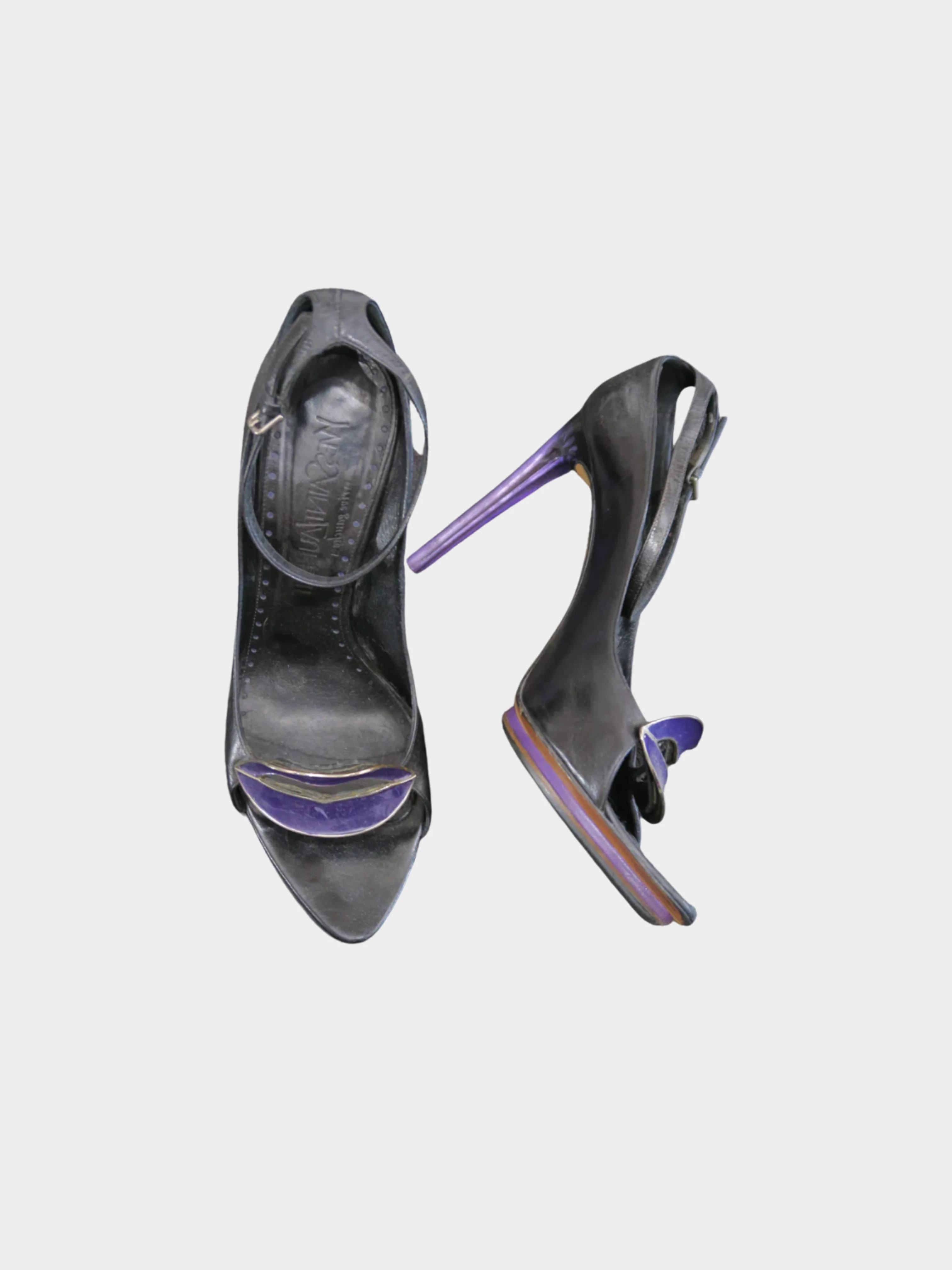 Yves Saint Laurent by Tom Ford SS 2003 Black Leather Lips Heels - Image 3
